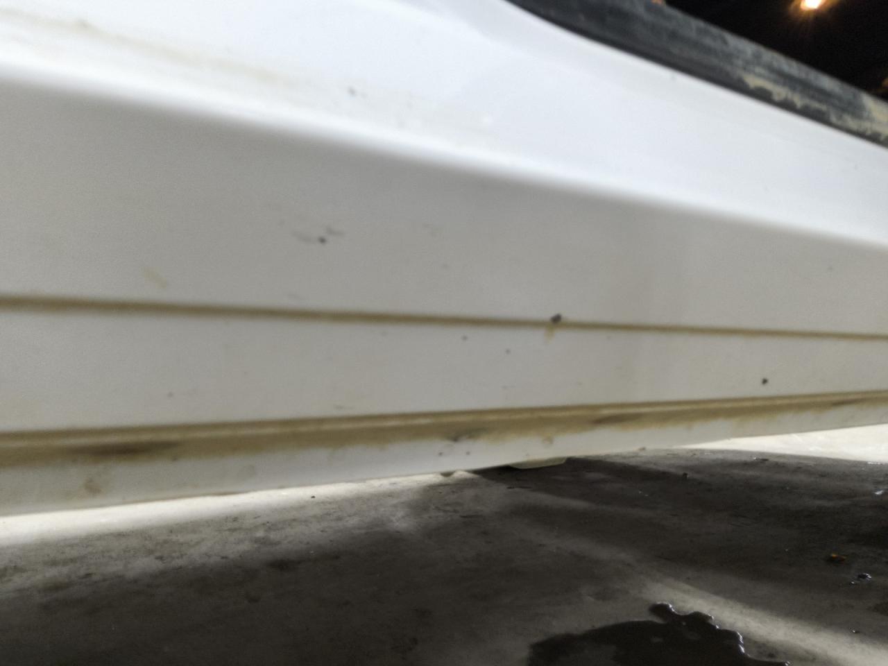 2015 Ram 1500 Slt White vin: 1C6RR6GT8FS521570 Damage: Right Rocker Panel, Chipped, 4