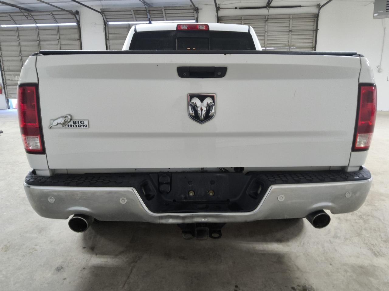 2015 Ram 1500 Slt White vin: 1C6RR6GT8FS521570 Damage: Rear Metal Bumper Chrome, Bent, 1/8 To 1/2 Inch