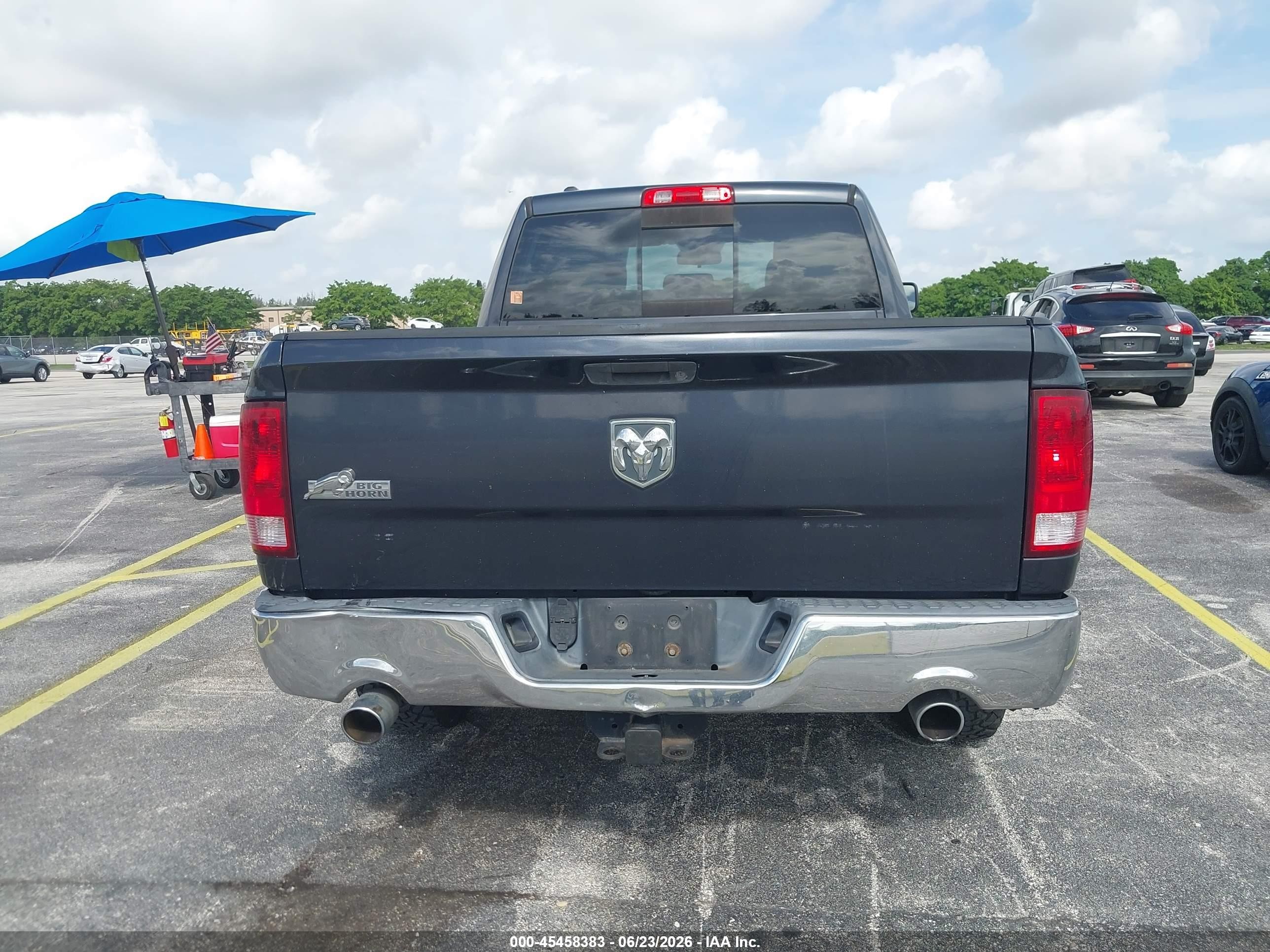 2015 Ram 1500 Big Horn Gray vin: 1C6RR6GT9FS577615