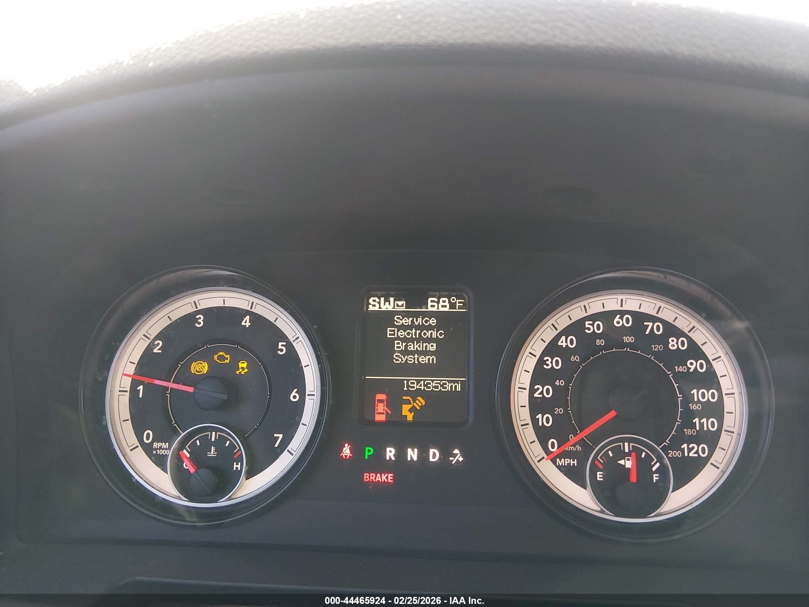 2015 Ram 1500 Big Horn Silver vin: 1C6RR6GT9FS691811