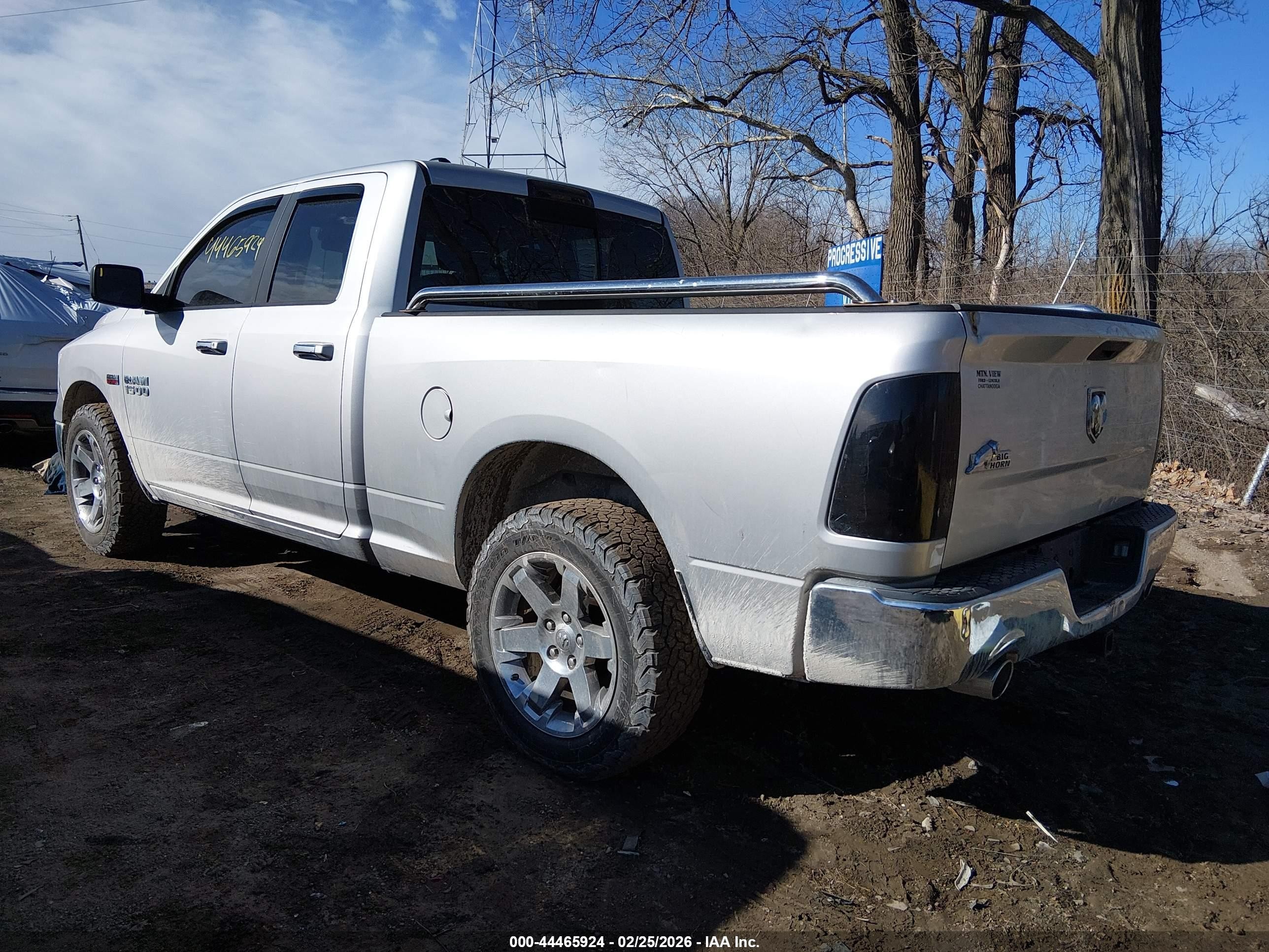 2015 Ram 1500 Big Horn Silver vin: 1C6RR6GT9FS691811
