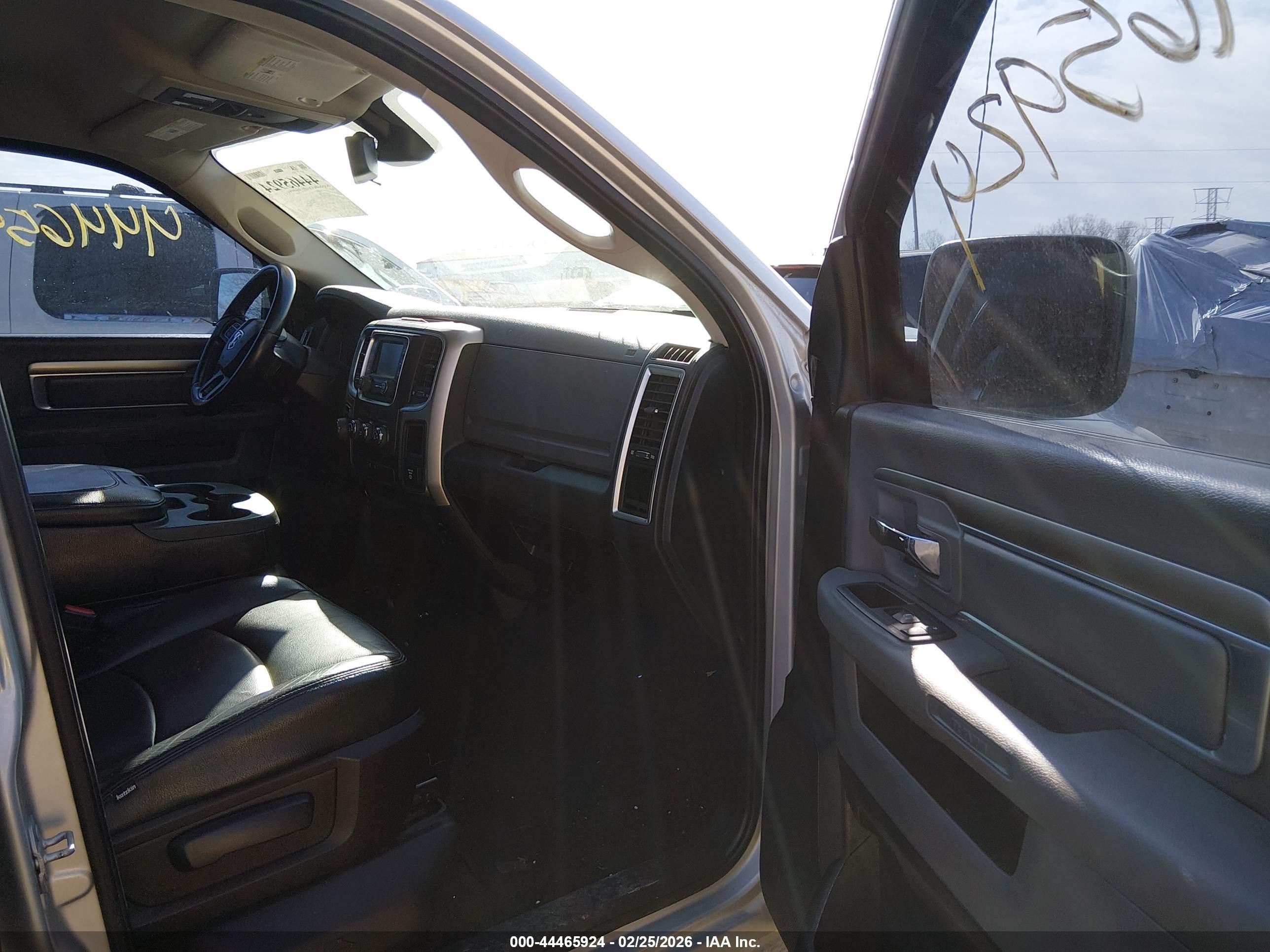 2015 Ram 1500 Big Horn Silver vin: 1C6RR6GT9FS691811