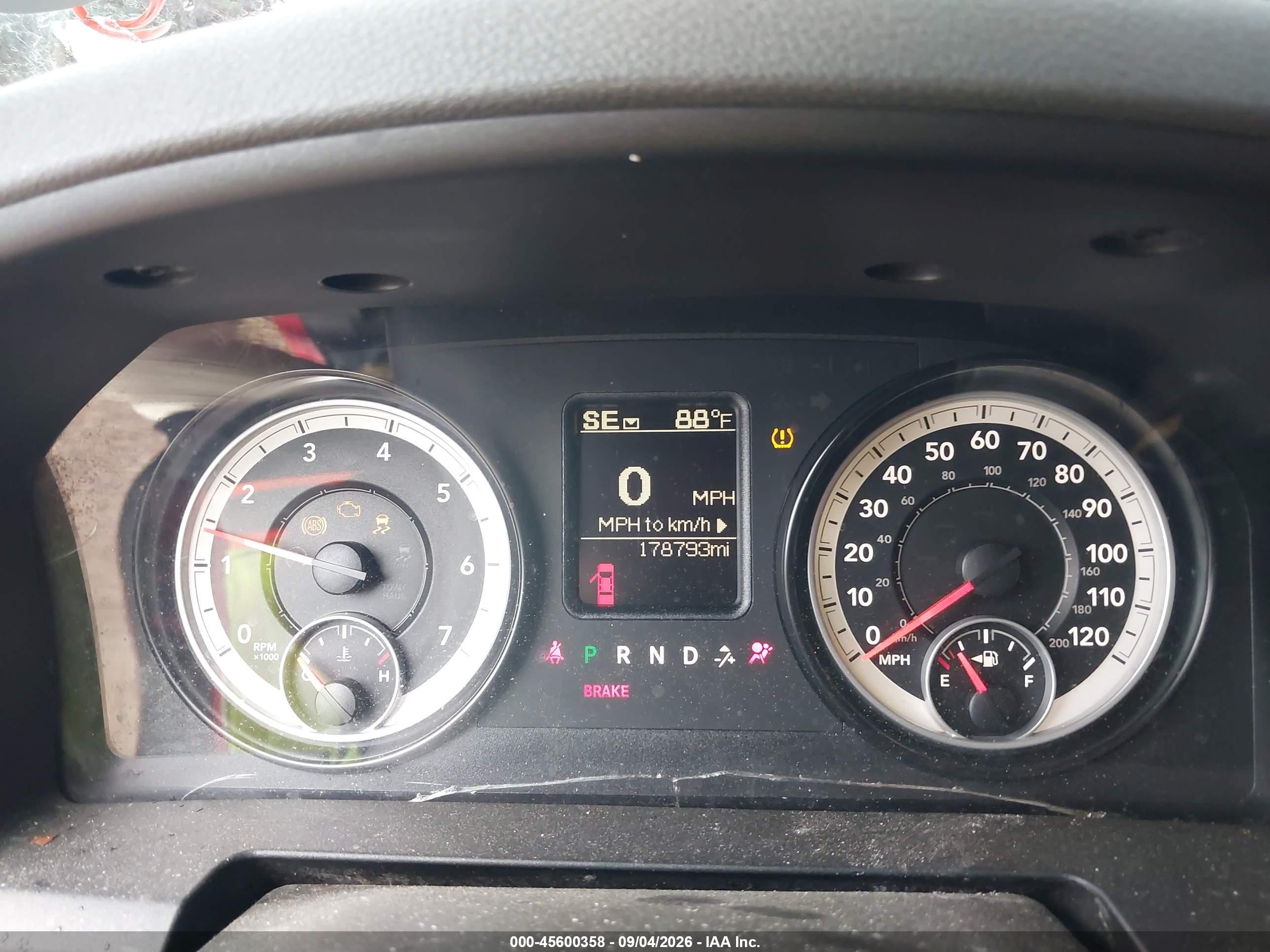 2014 Ram 1500 Big Horn Red vin: 1C6RR6GTXES298477