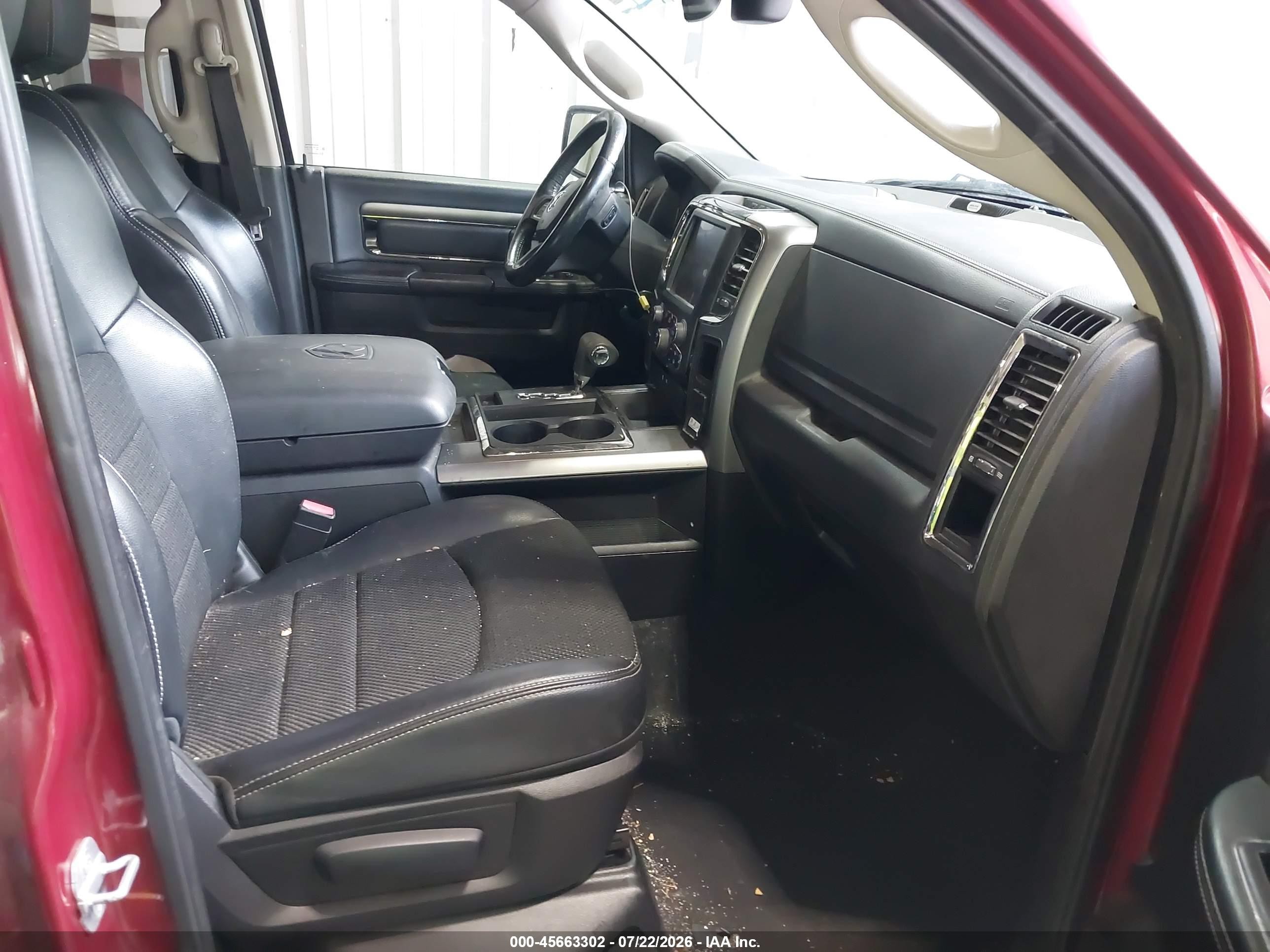 2013 Ram 1500 Sport Red vin: 1C6RR6HT1DS551599
