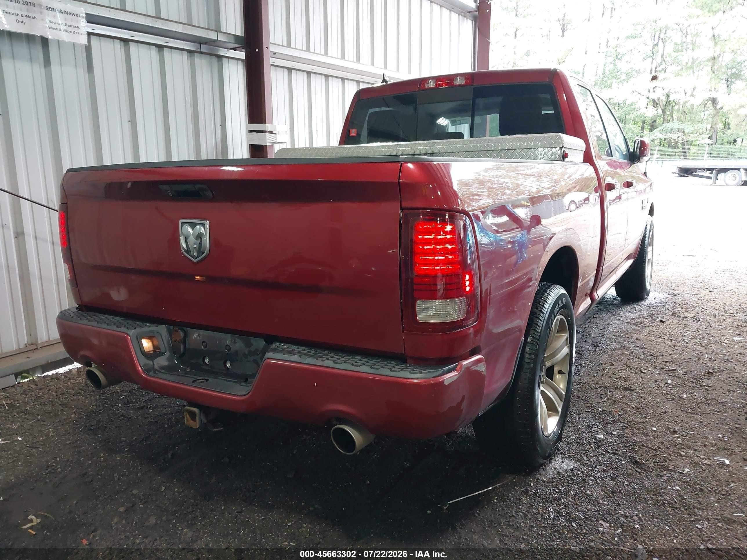 2013 Ram 1500 Sport Red vin: 1C6RR6HT1DS551599