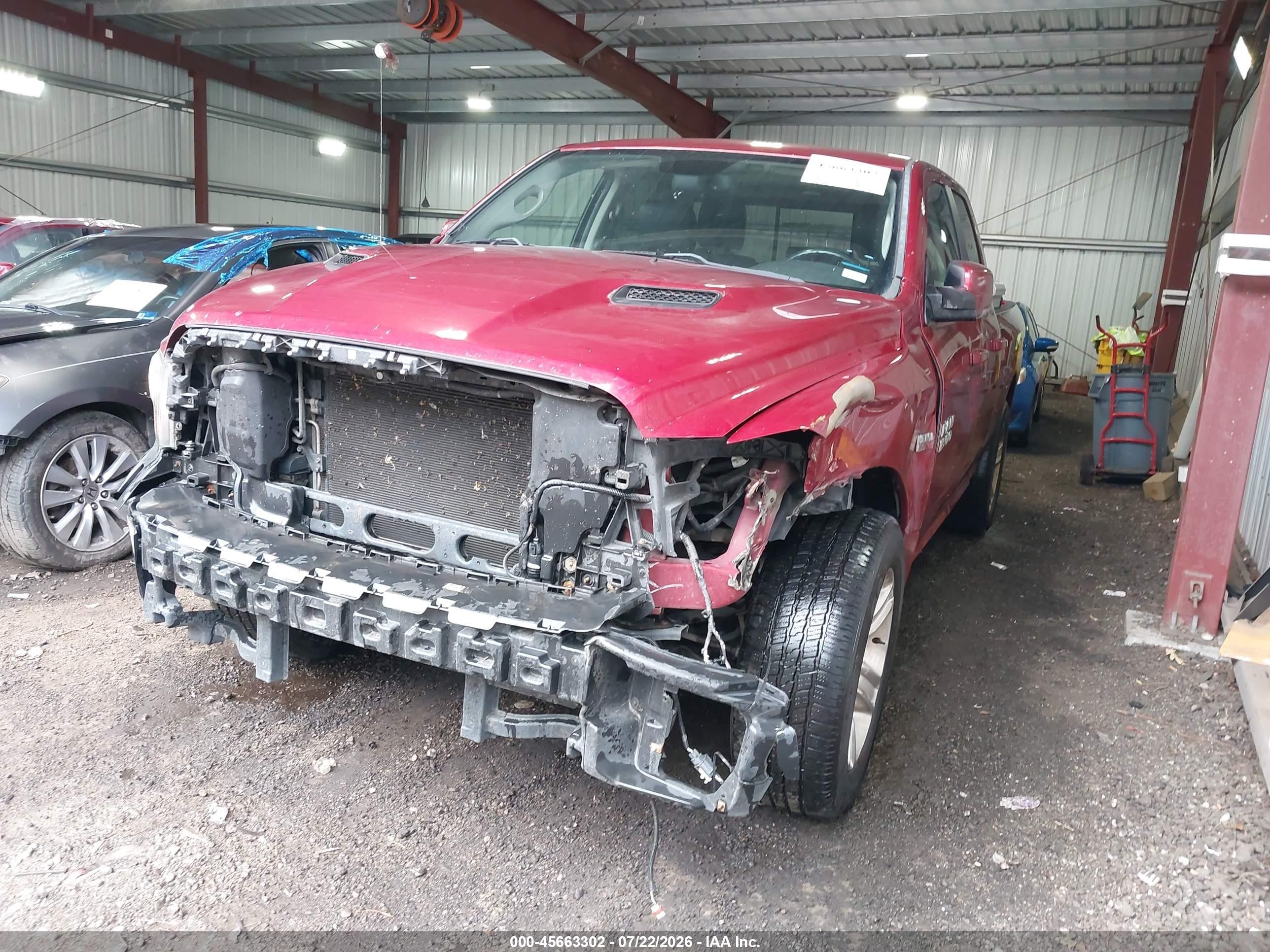 2013 Ram 1500 Sport Red vin: 1C6RR6HT1DS551599