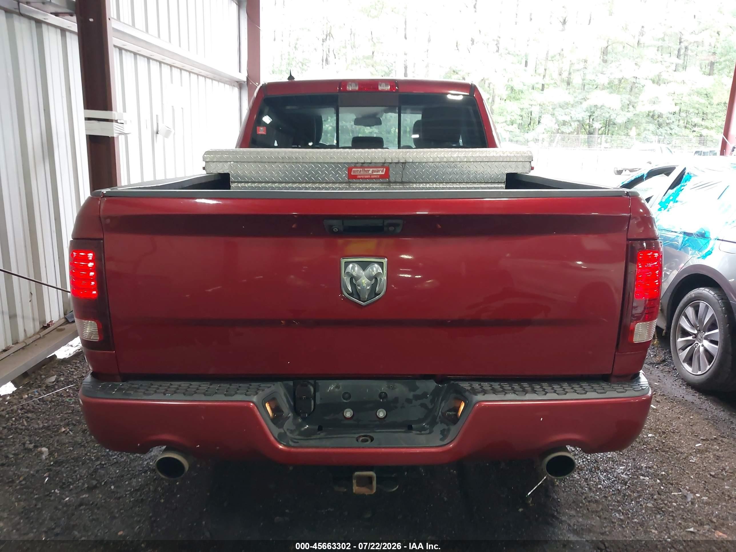 2013 Ram 1500 Sport Red vin: 1C6RR6HT1DS551599