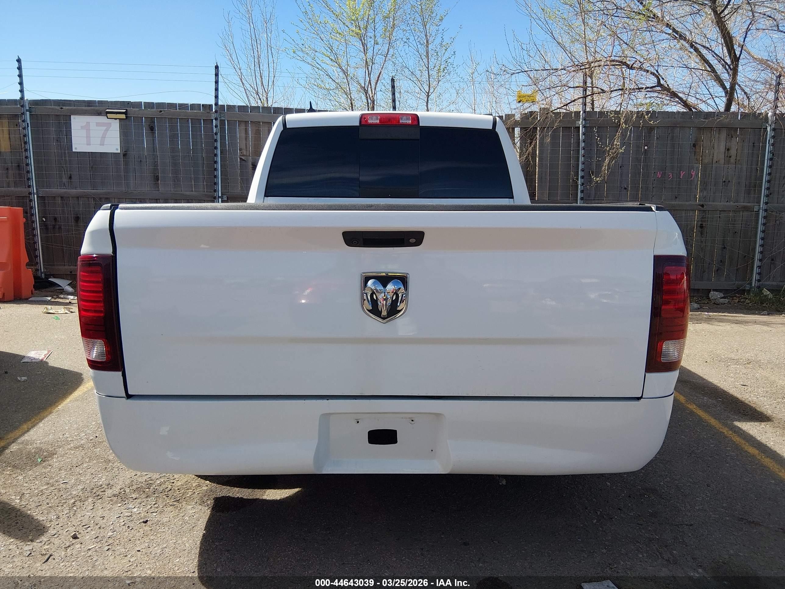 2014 Ram 1500 Sport White vin: 1C6RR6HT3ES170354