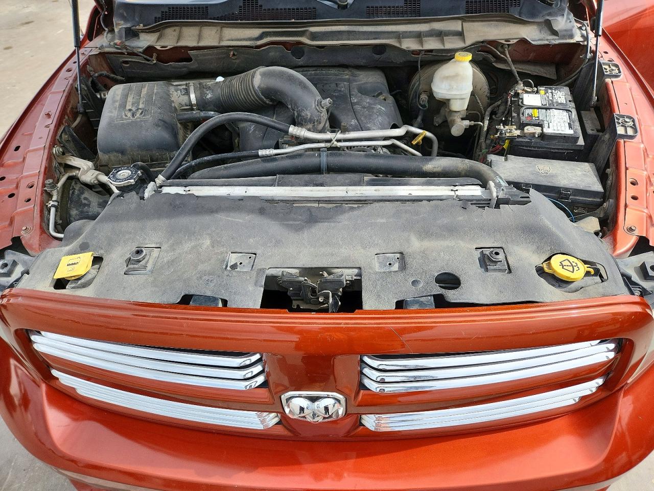 2013 Ram 1500 Sport Orange vin: 1C6RR6HT4DS627526