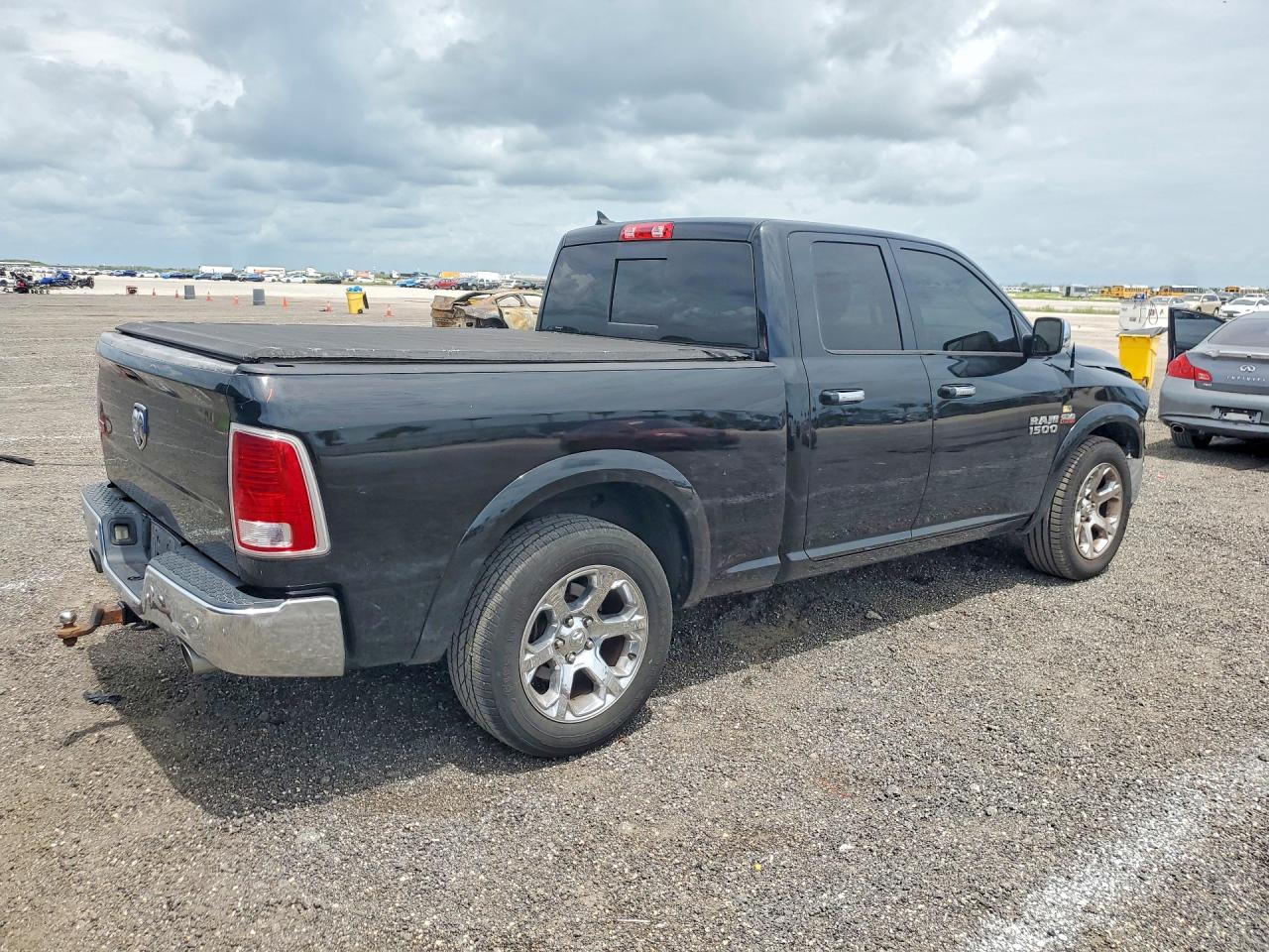2014 Ram 1500 Laramie Black vin: 1C6RR6JT4ES227932