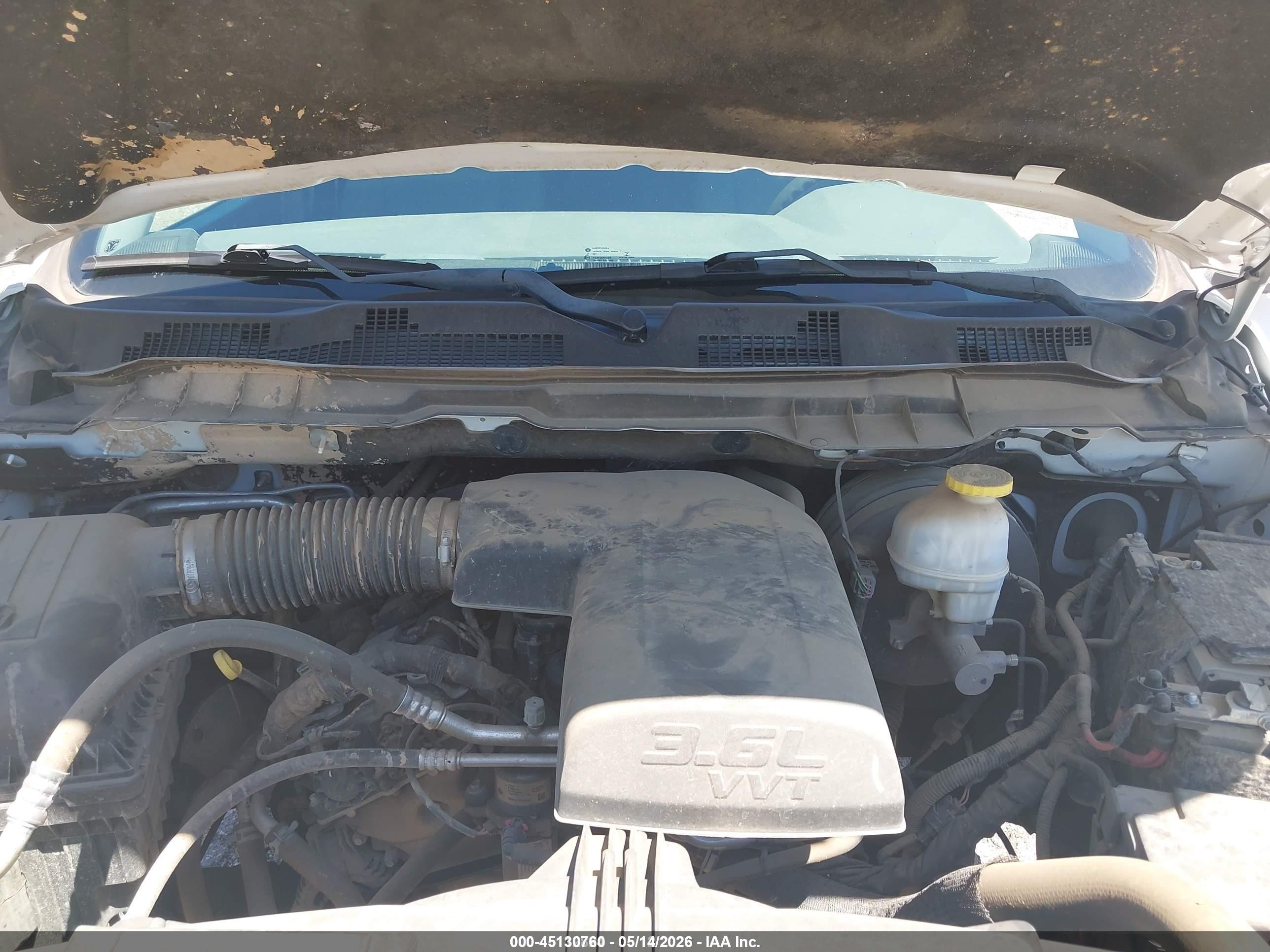 2018 Ram 1500 Tradesman  4x2 5'7 Box White vin: 1C6RR6KG0JS285337