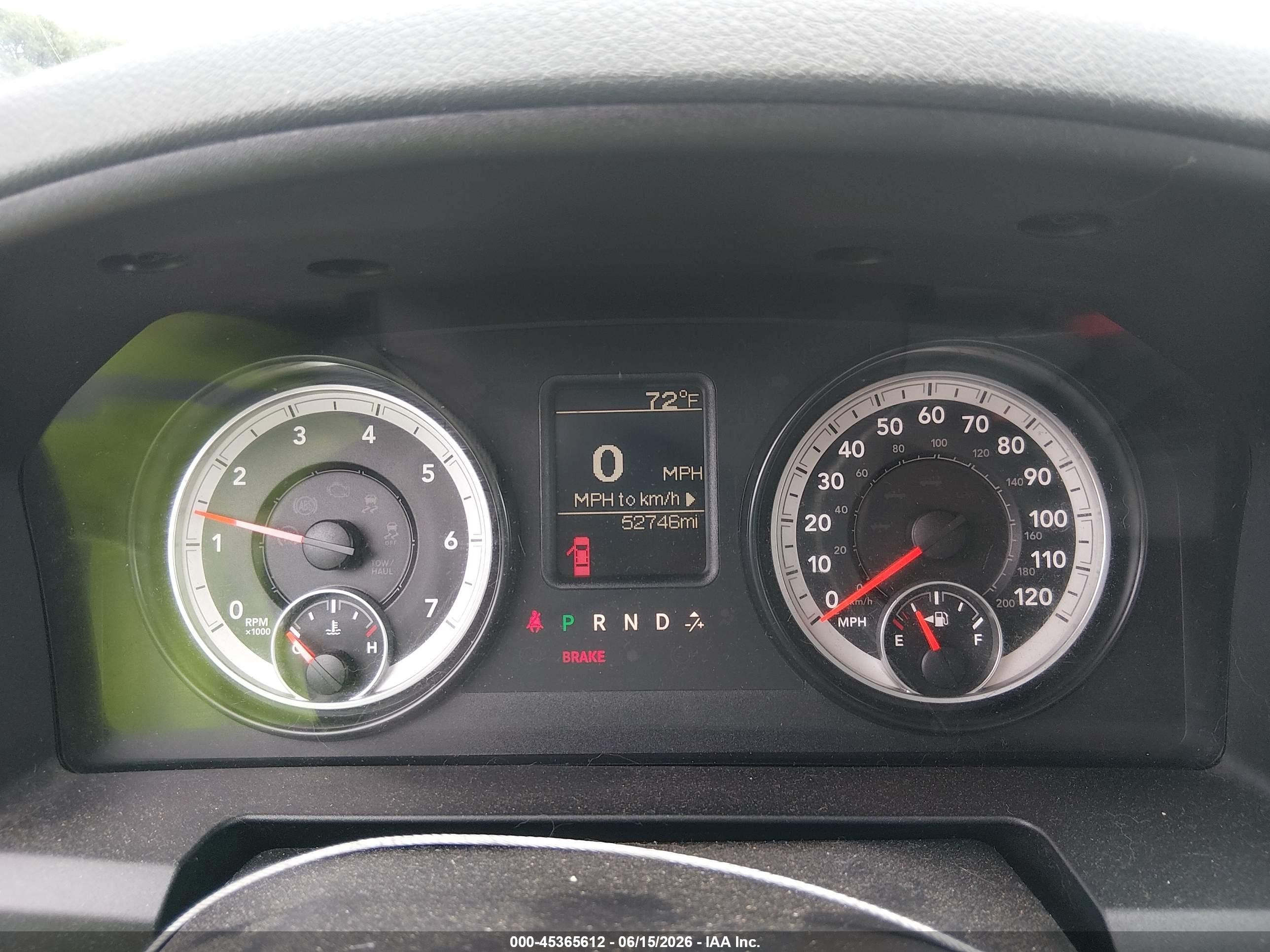 2015 Ram 1500 Tradesman White vin: 1C6RR6KG2FS789153