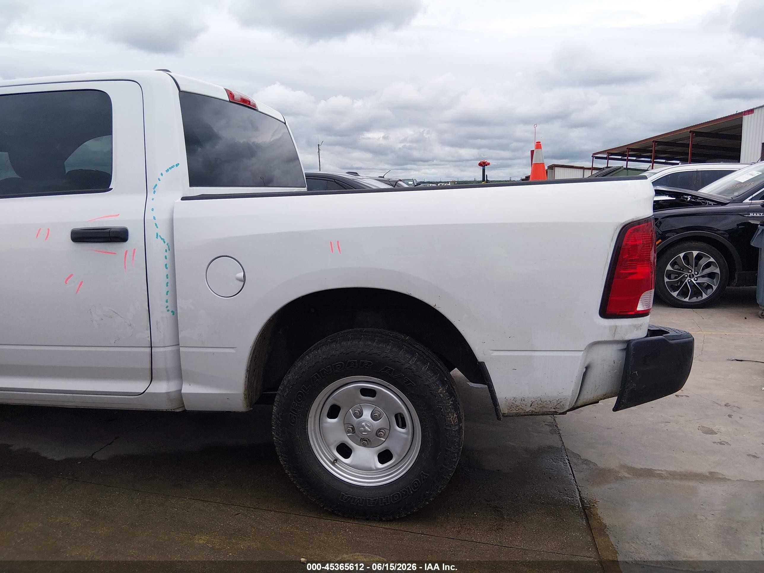 2015 Ram 1500 Tradesman White vin: 1C6RR6KG2FS789153