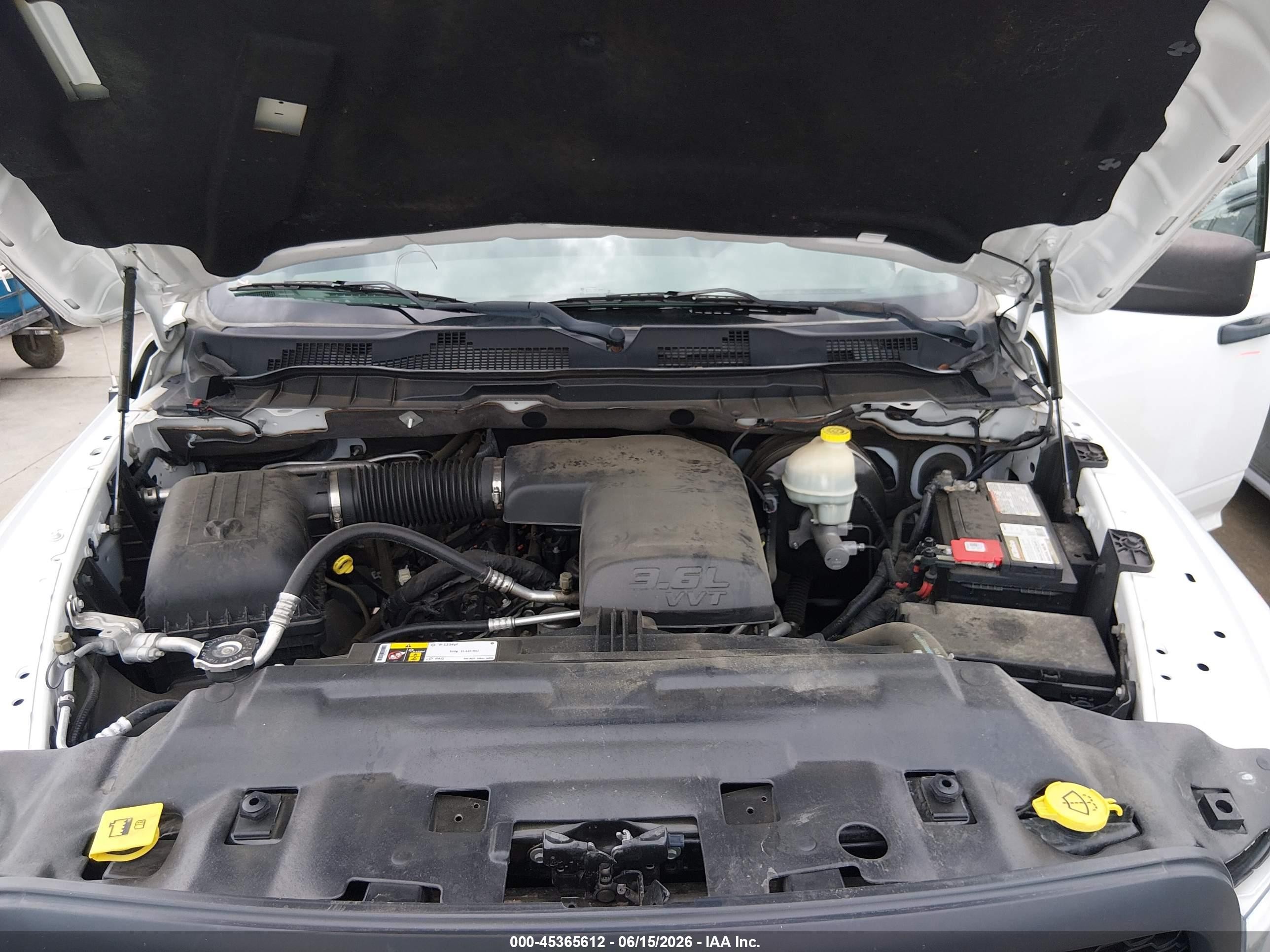 2015 Ram 1500 Tradesman White vin: 1C6RR6KG2FS789153