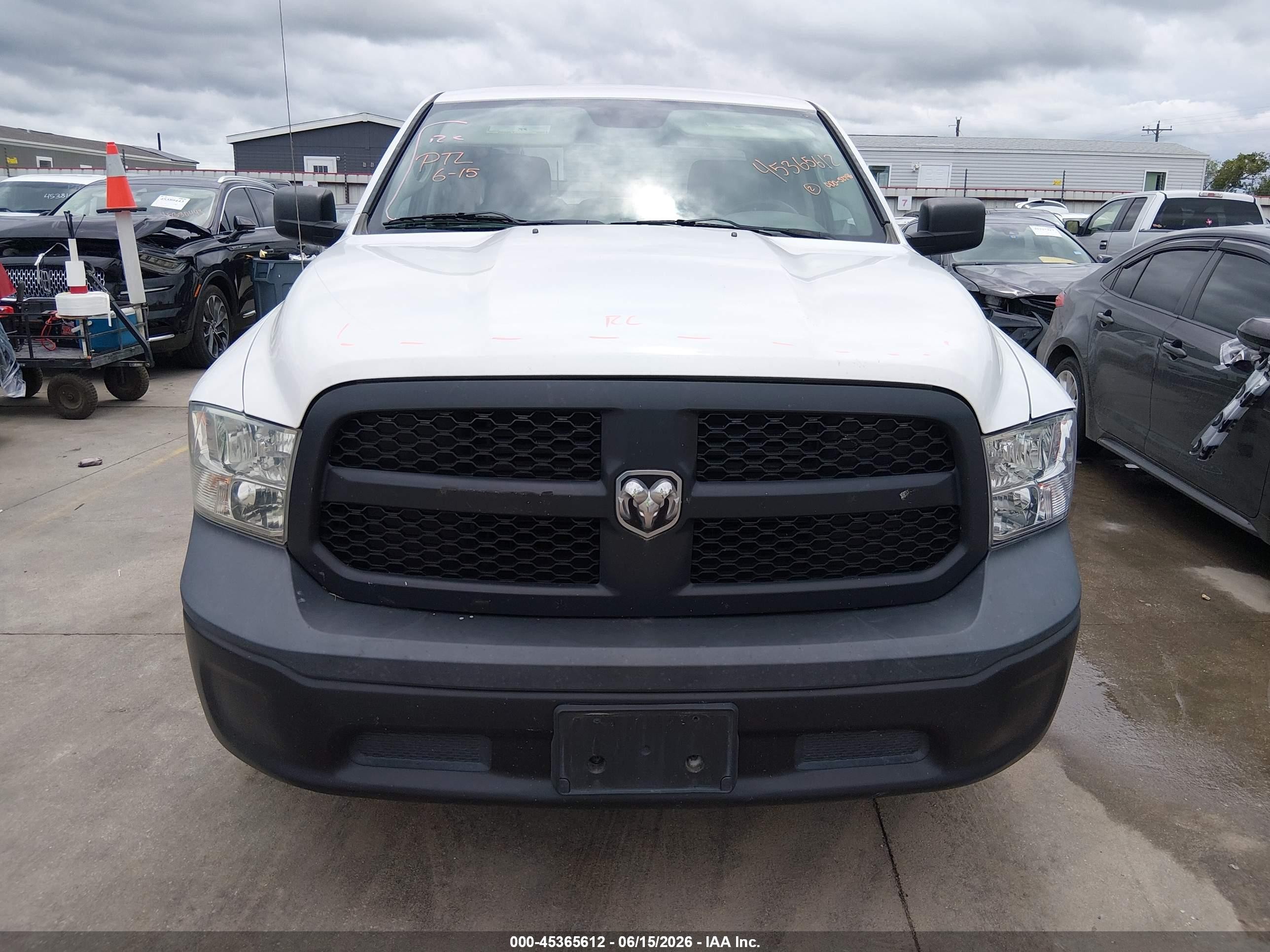 2015 Ram 1500 Tradesman White vin: 1C6RR6KG2FS789153
