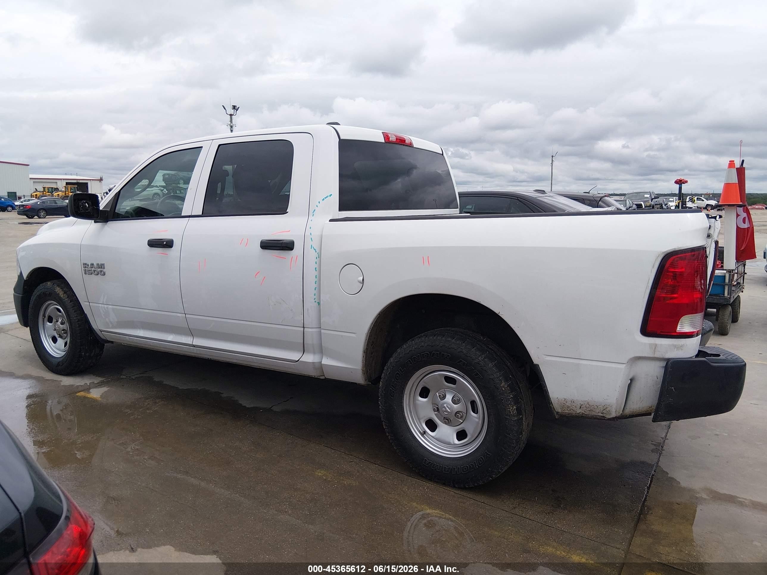 2015 Ram 1500 Tradesman White vin: 1C6RR6KG2FS789153