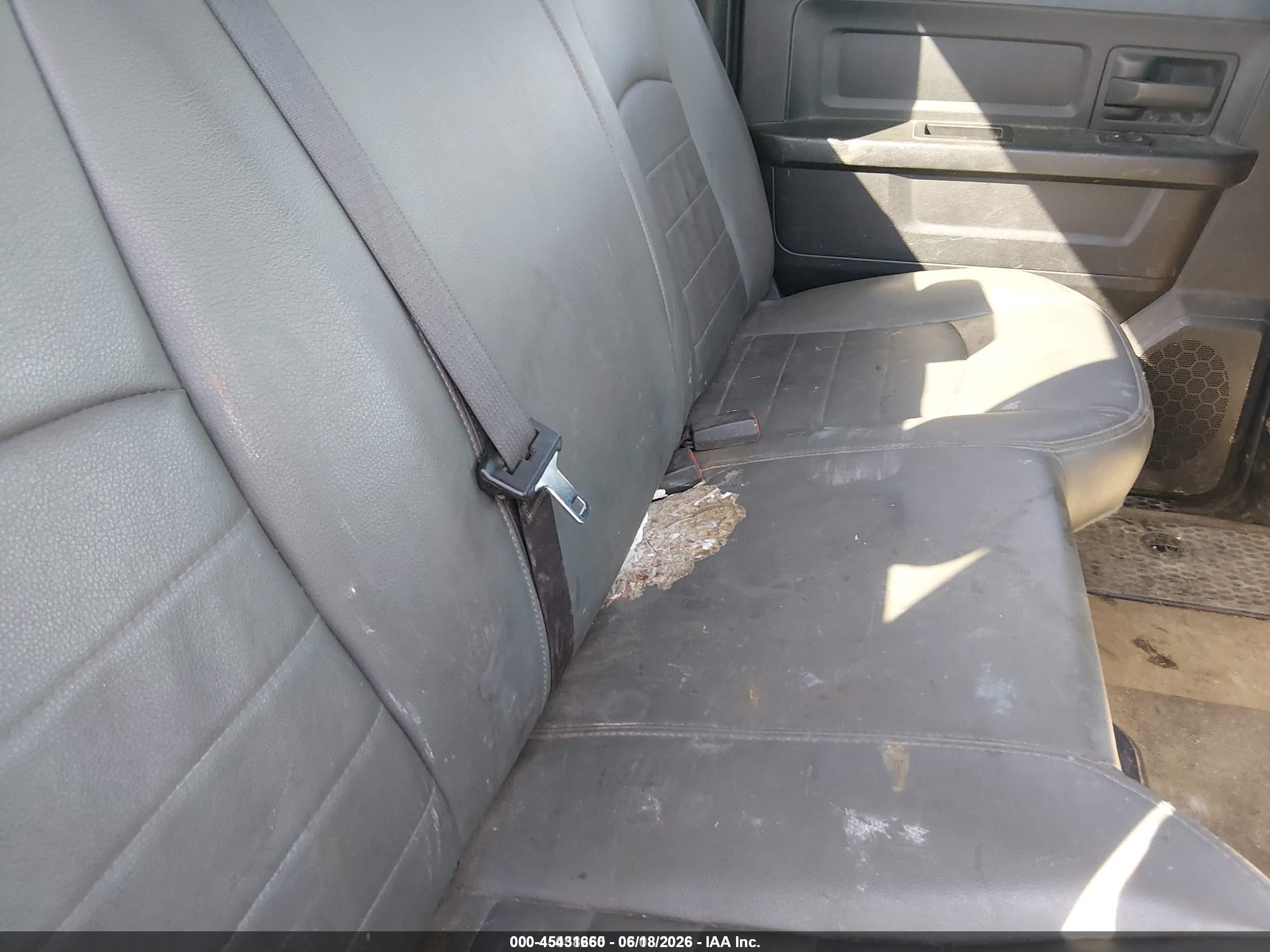 2015 Ram 1500 Tradesman White vin: 1C6RR6KG6FS789205