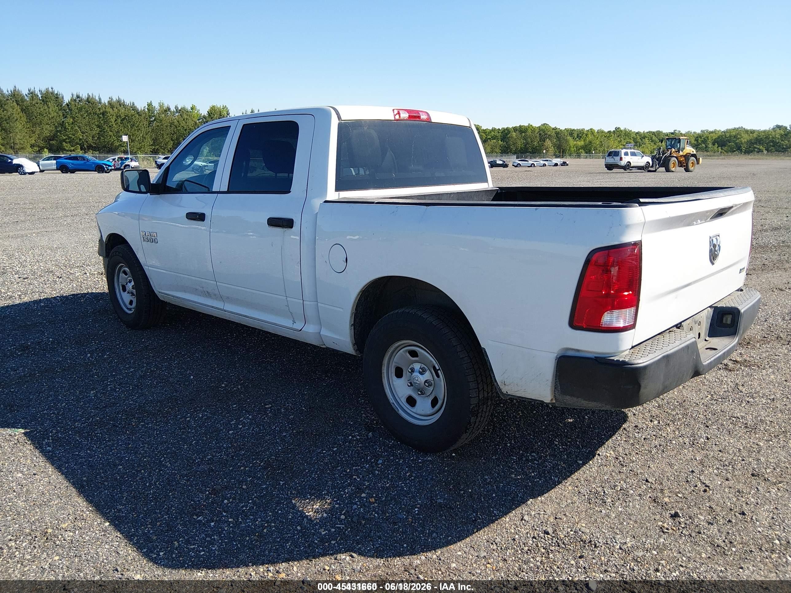 2015 Ram 1500 Tradesman White vin: 1C6RR6KG6FS789205