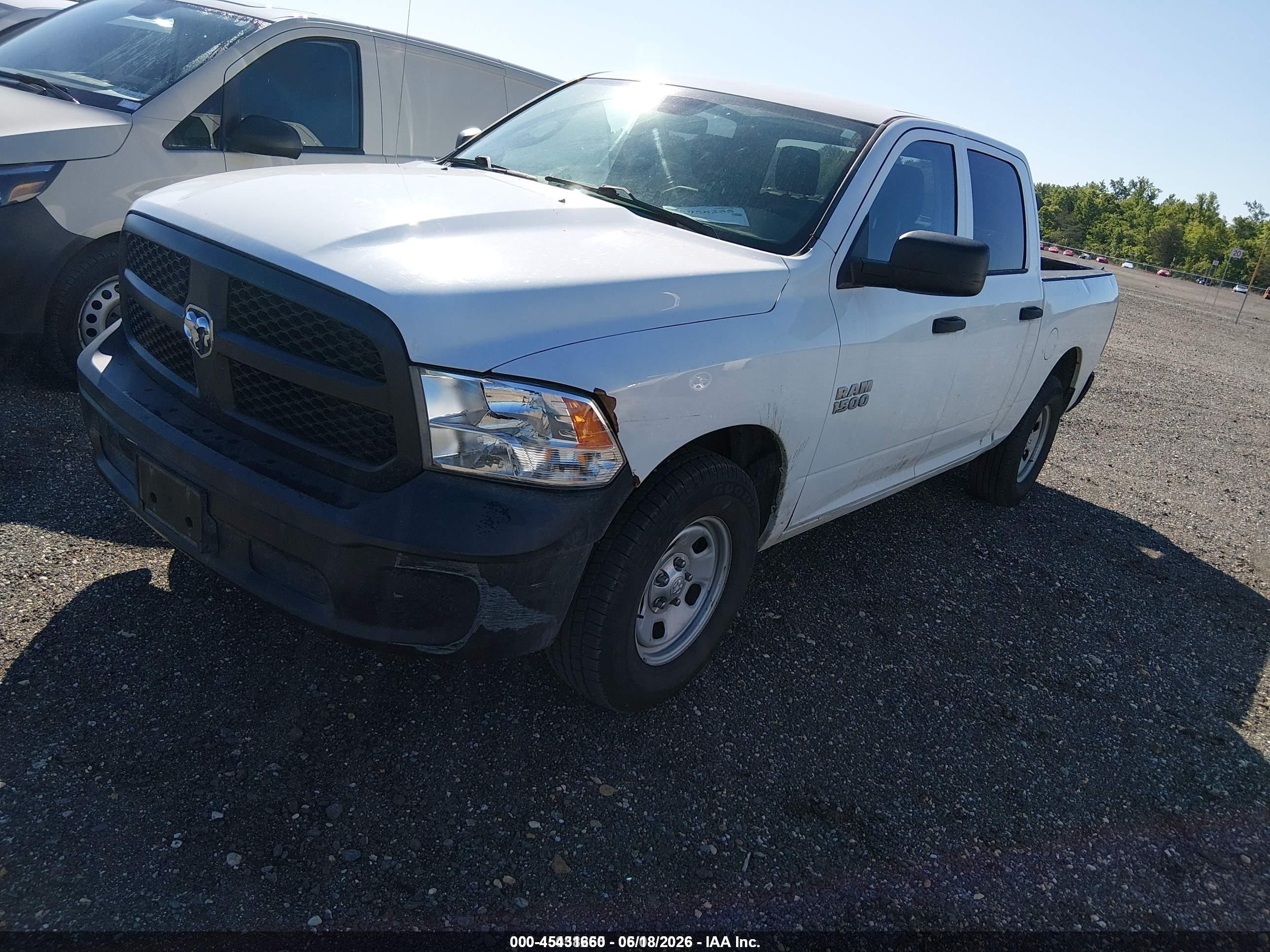 2015 Ram 1500 Tradesman White vin: 1C6RR6KG6FS789205