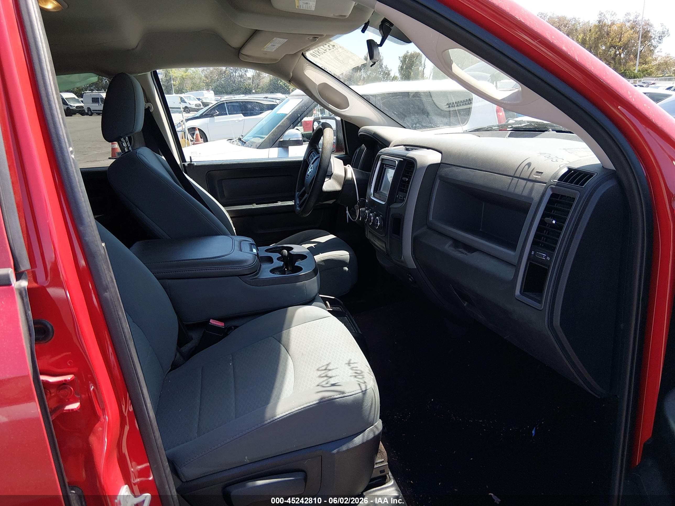 2013 Ram 1500 Tradesman Черный vin: 1C6RR6KG9DS540751