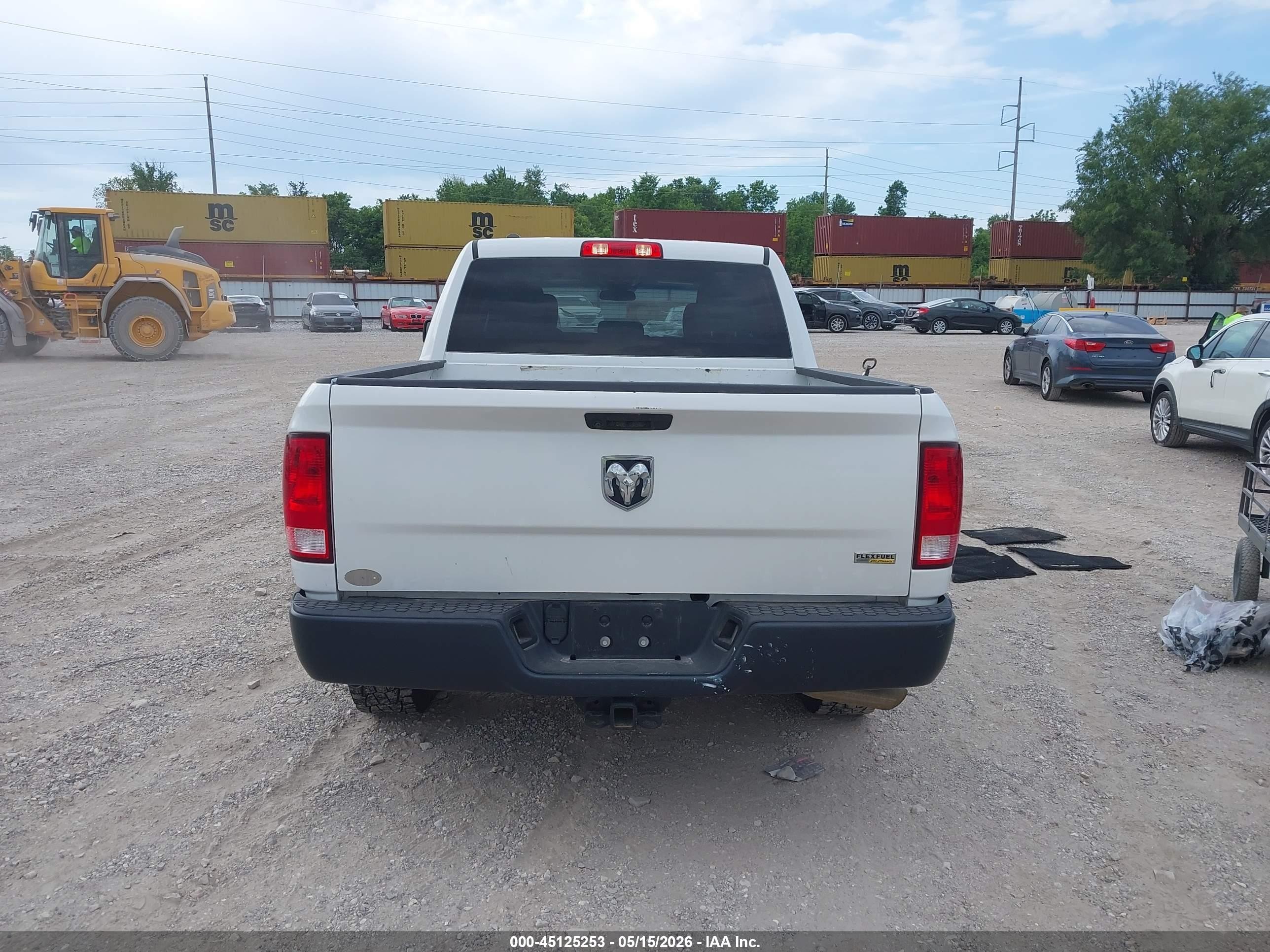 2019 Ram 1500 Classic Tradesman  4x2 5'7 Box White vin: 1C6RR6KG9KS643746