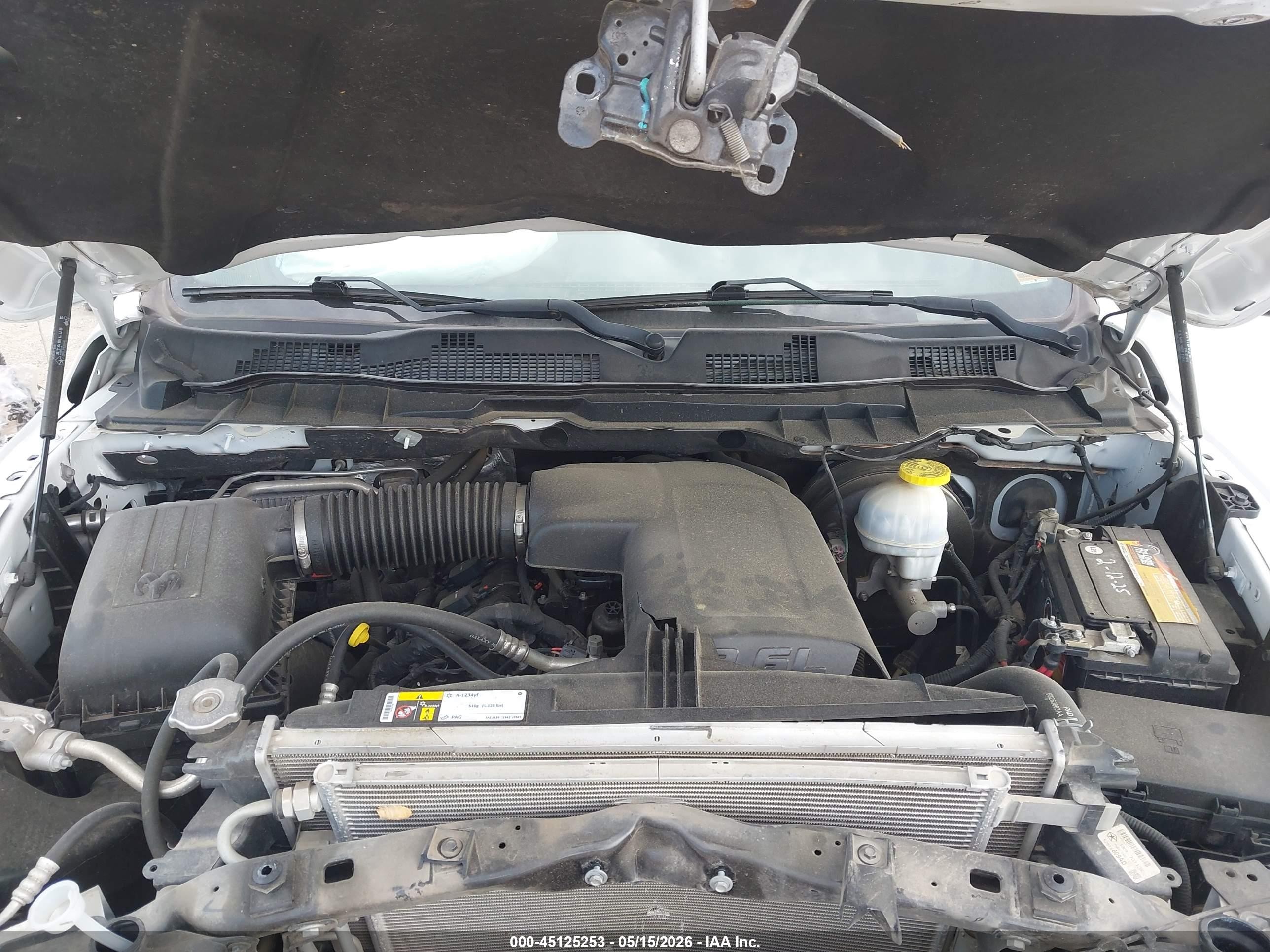 2019 Ram 1500 Classic Tradesman  4x2 5'7 Box White vin: 1C6RR6KG9KS643746