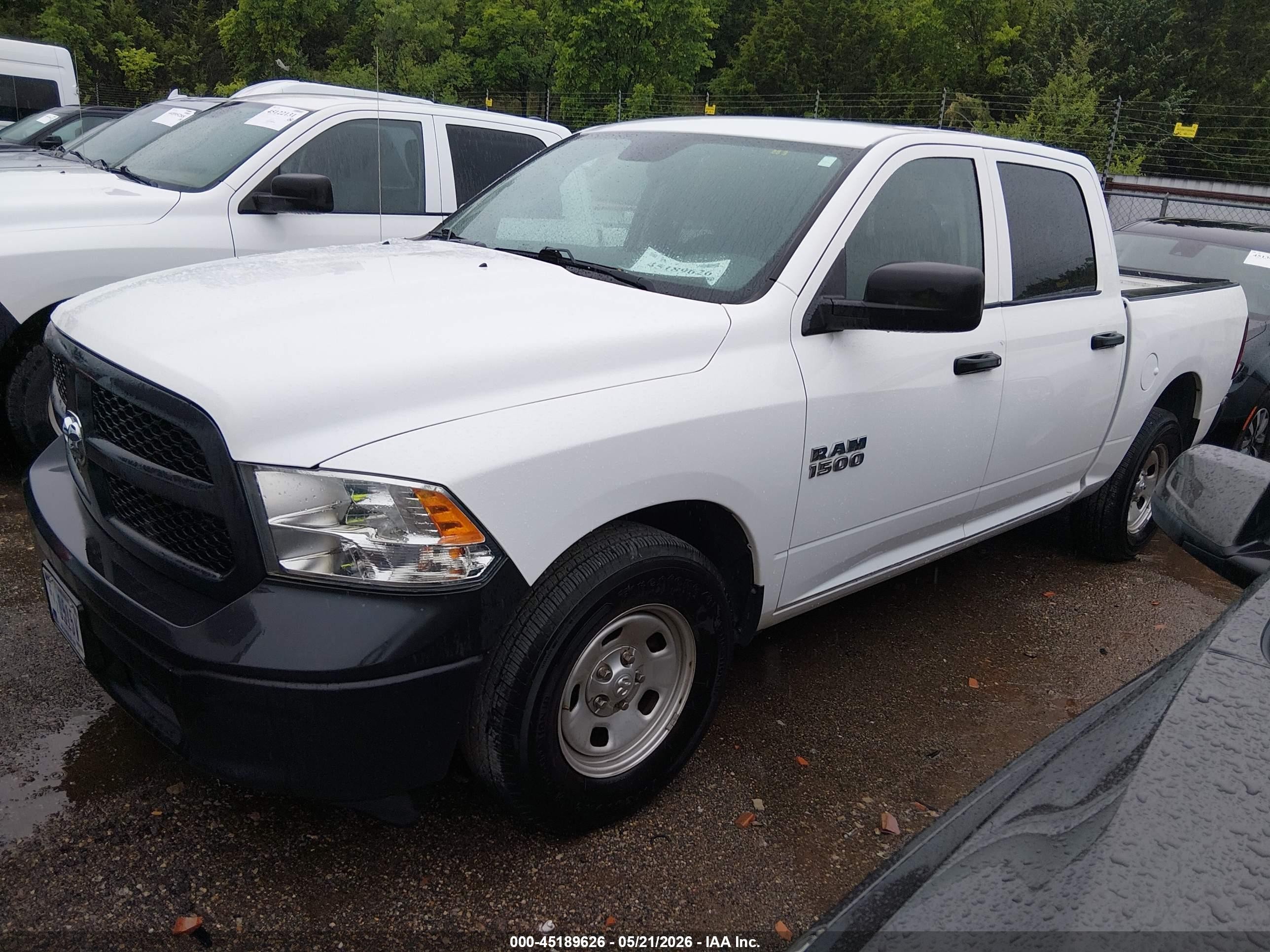 2018 Ram 1500 Tradesman  4x2 5'7 Box White vin: 1C6RR6KGXJS262972