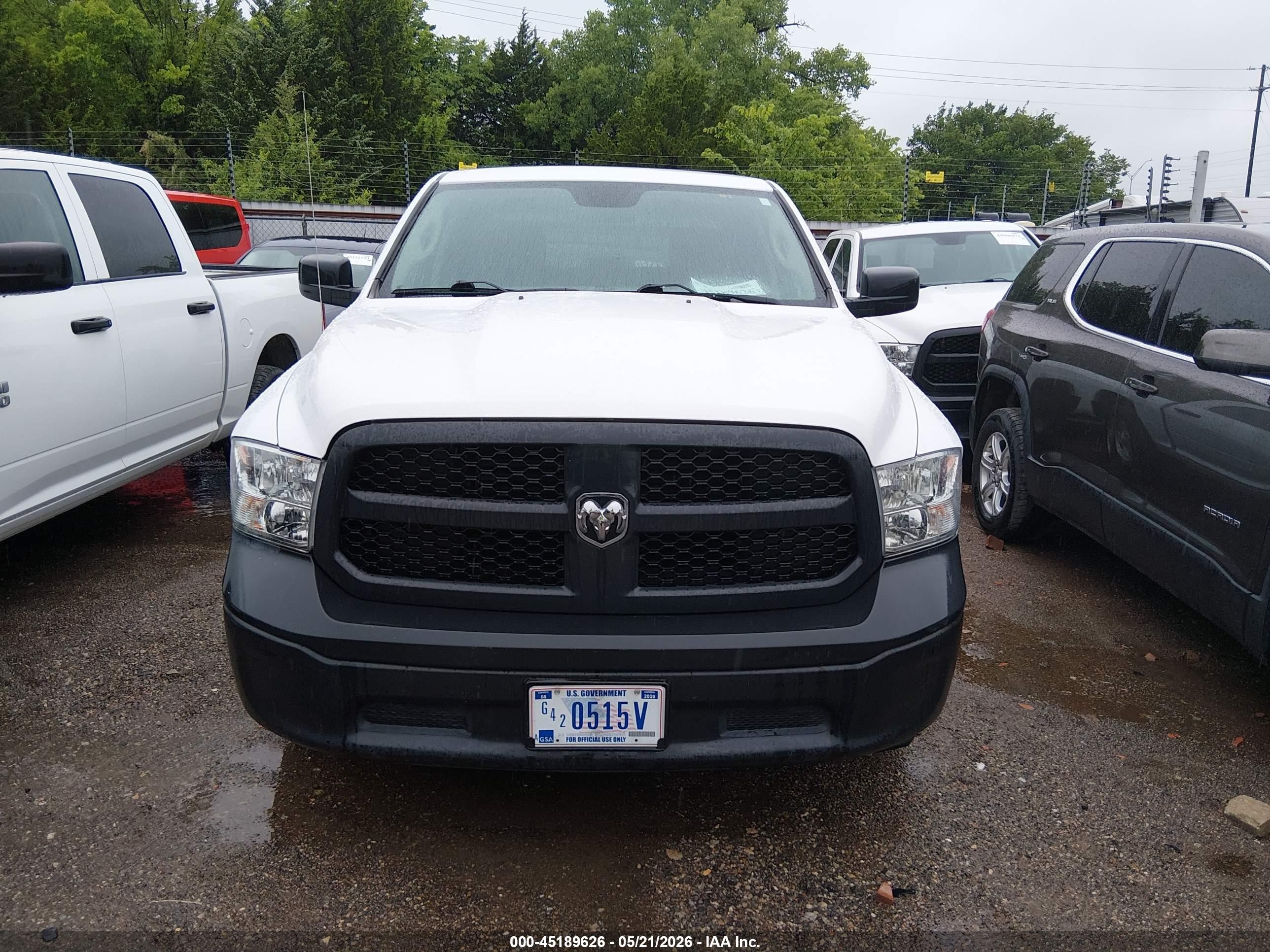 2018 Ram 1500 Tradesman  4x2 5'7 Box White vin: 1C6RR6KGXJS262972