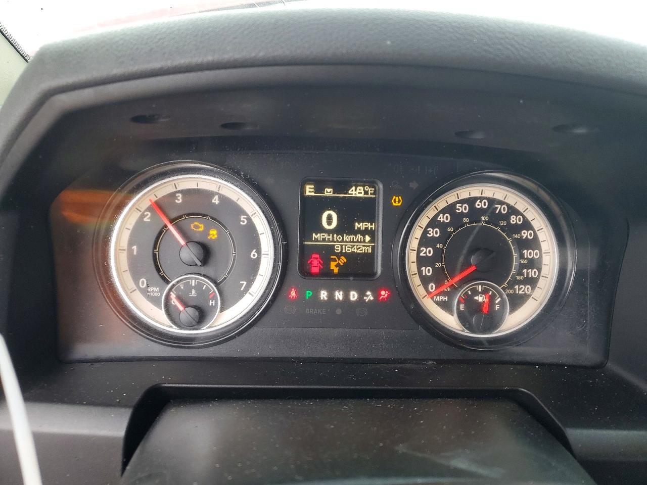 2018 Ram 1500 St Burgundy vin: 1C6RR6KGXJS304606