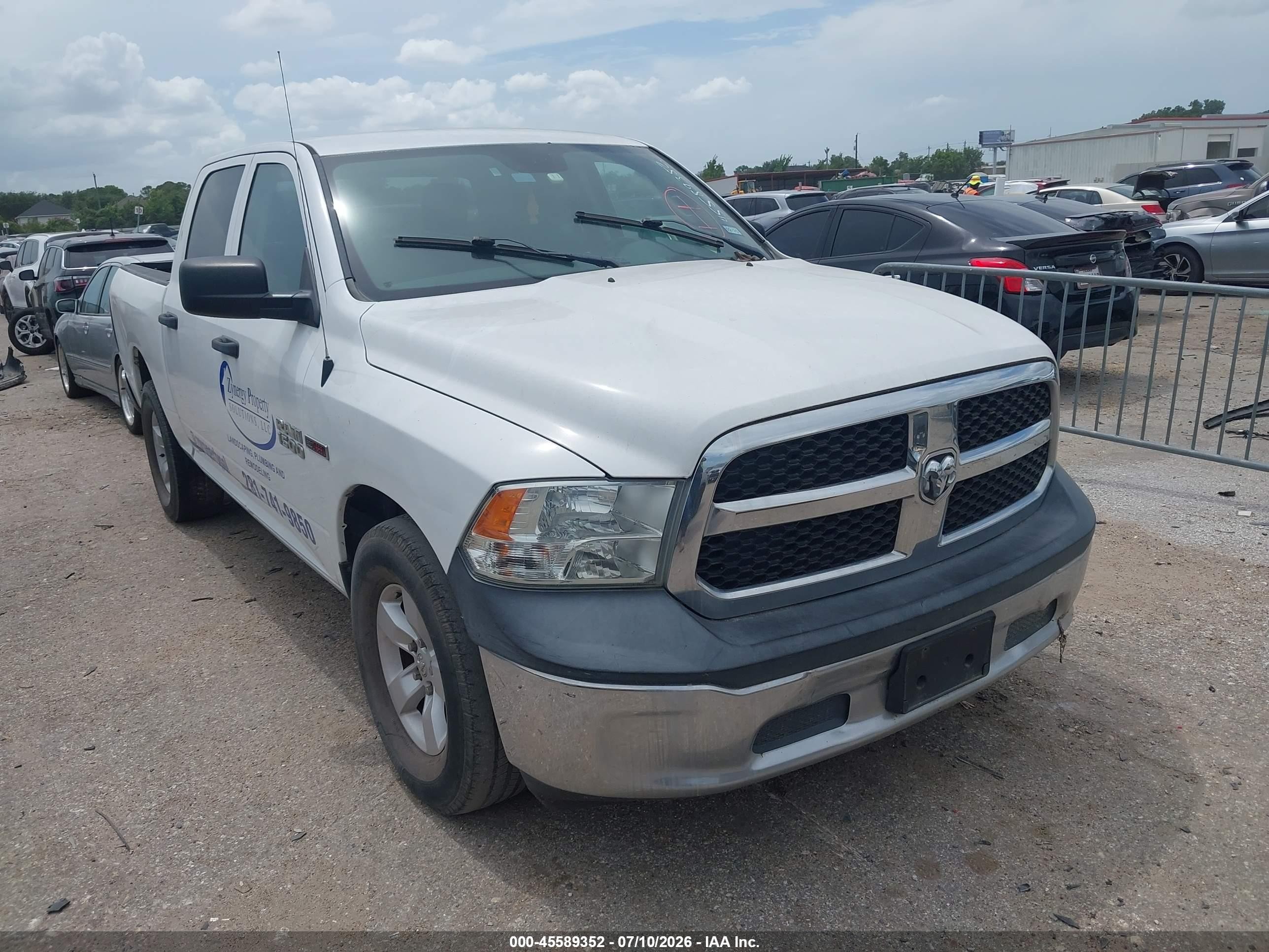 2015 Ram 1500 Tradesman White vin: 1C6RR6KM2FS750472