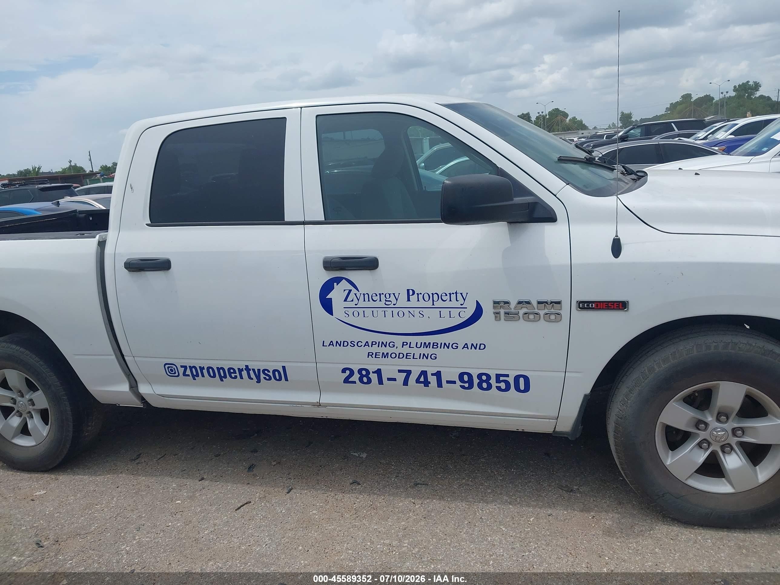 2015 Ram 1500 Tradesman White vin: 1C6RR6KM2FS750472