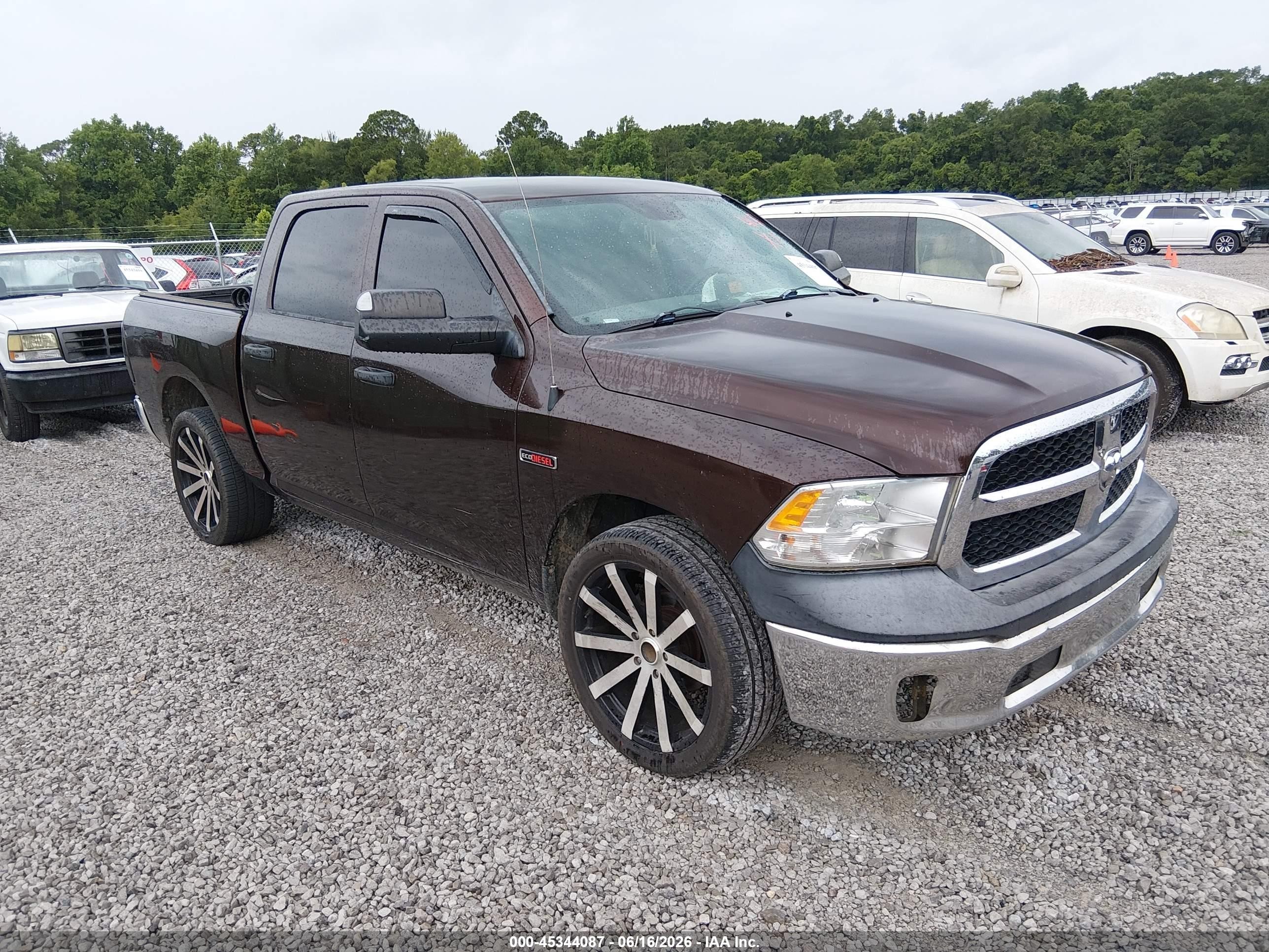 2015 Ram 1500 Tradesman Brown vin: 1C6RR6KM4FS590045