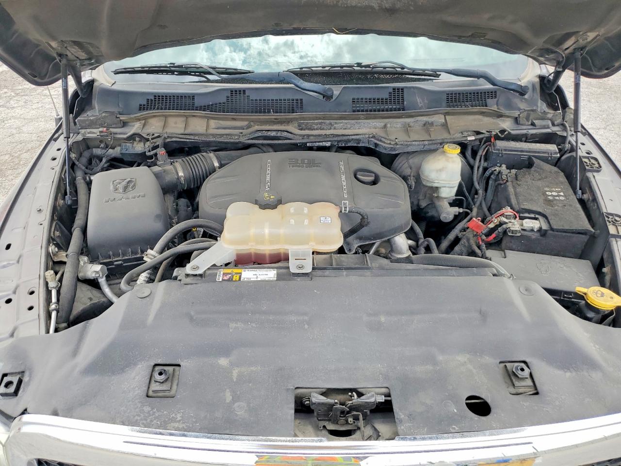 2014 Ram 1500 St Серый vin: 1C6RR6KM9ES474760