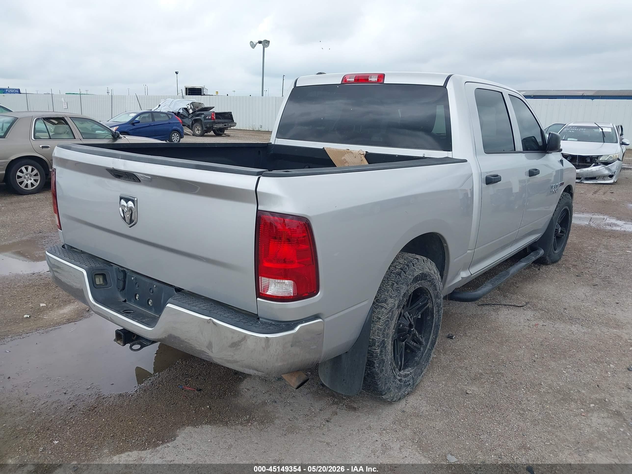 2014 Ram 1500 Tradesman Silver vin: 1C6RR6KMXES474797