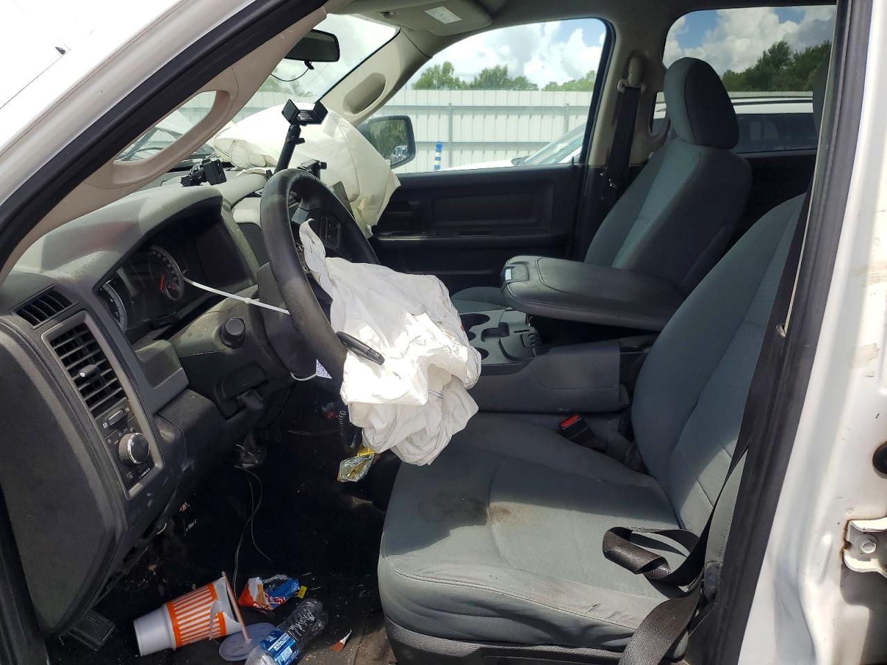 2013 Ram 1500 St White vin: 1C6RR6KP3DS588083
