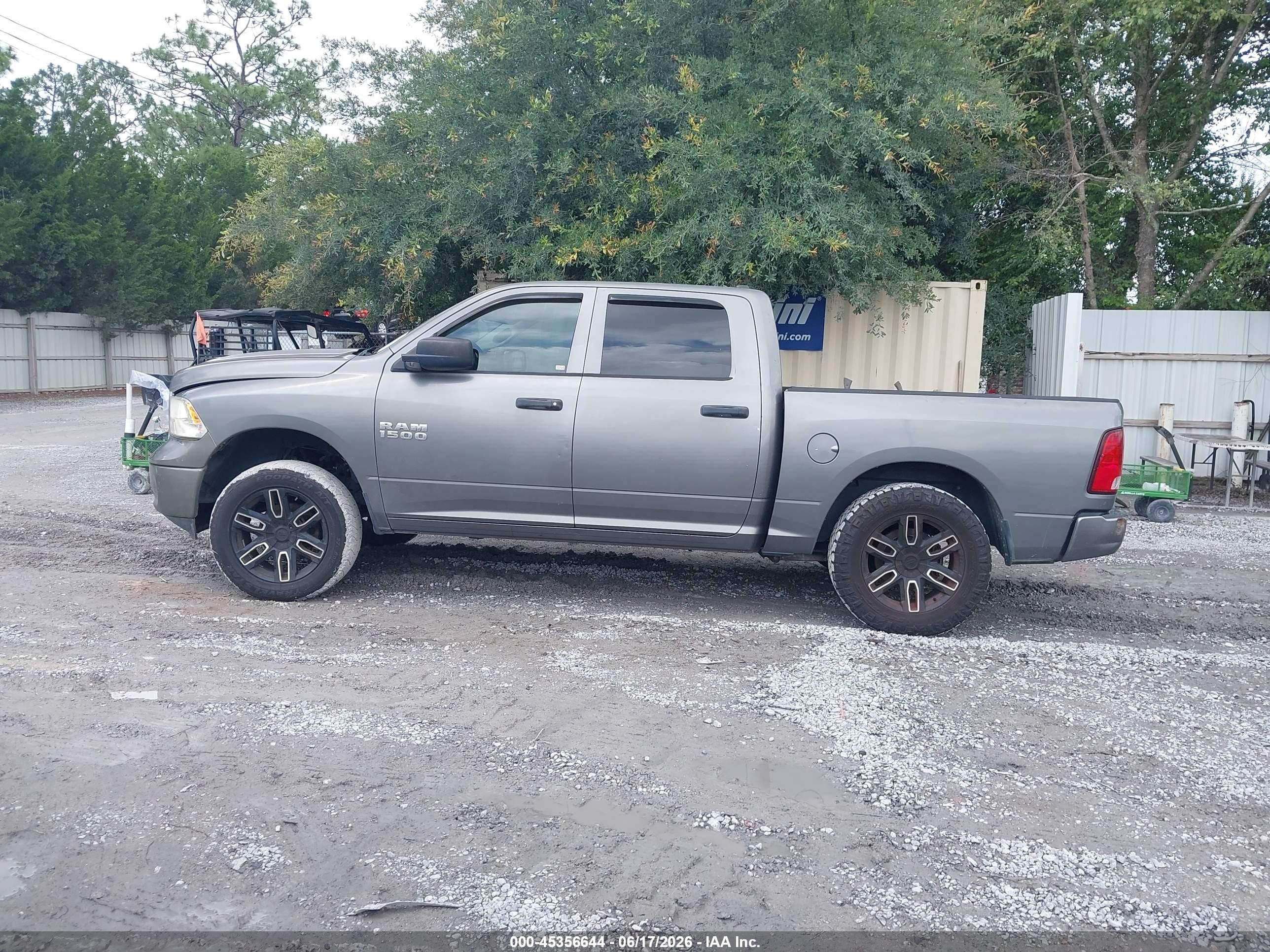 2013 Ram 1500 Tradesman Gray vin: 1C6RR6KPXDS632421