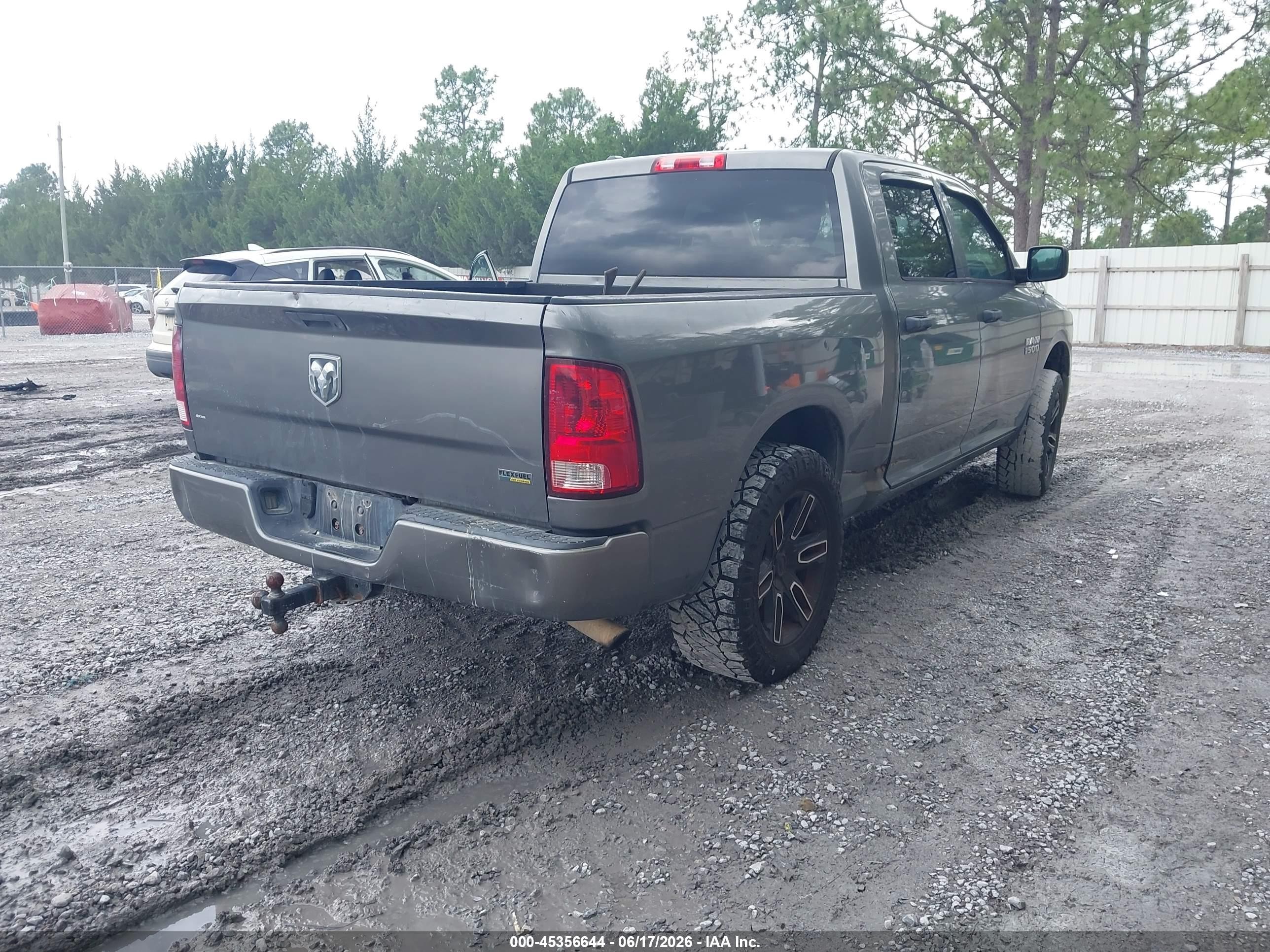 2013 Ram 1500 Tradesman Gray vin: 1C6RR6KPXDS632421