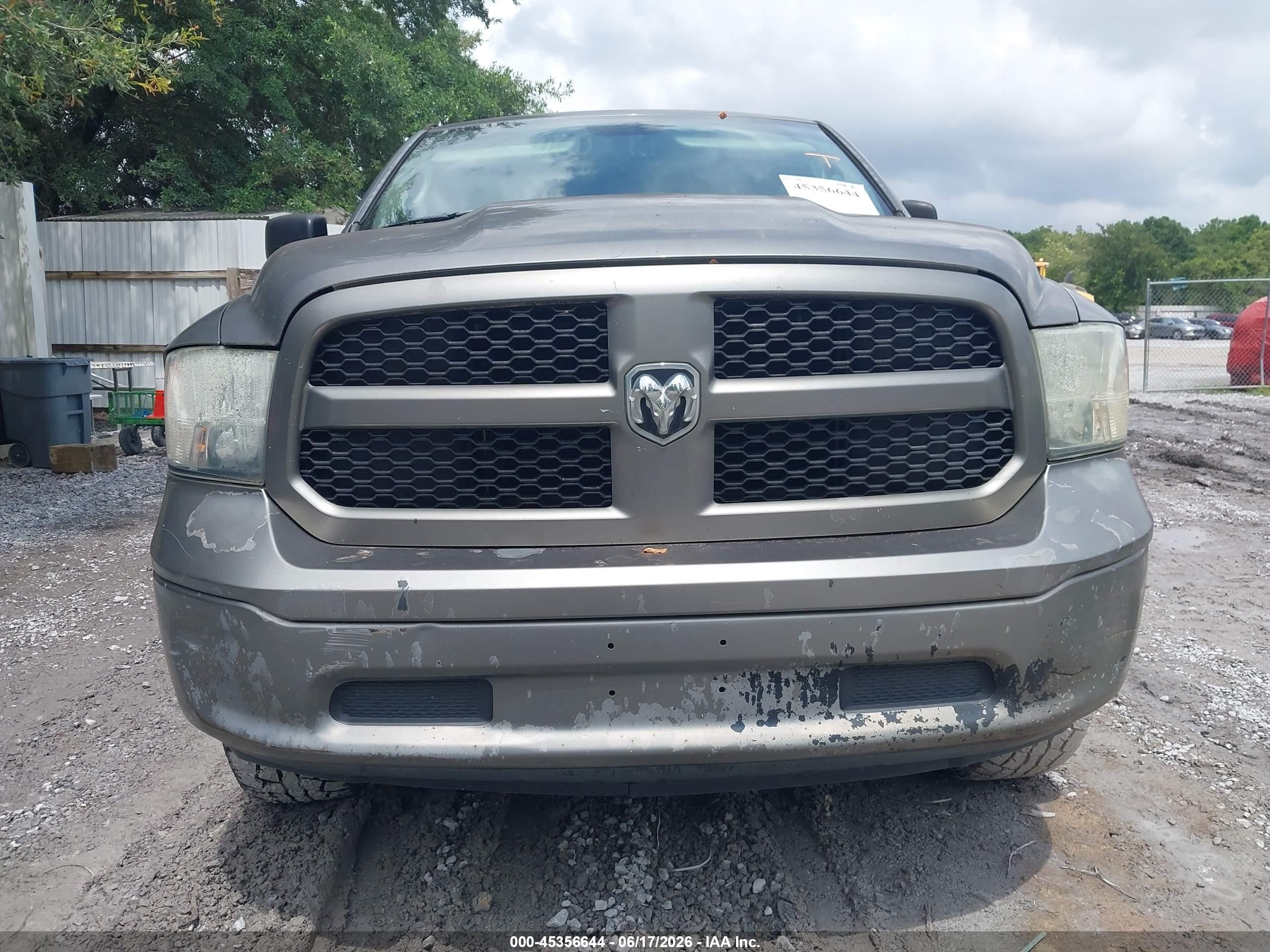 2013 Ram 1500 Tradesman Gray vin: 1C6RR6KPXDS632421