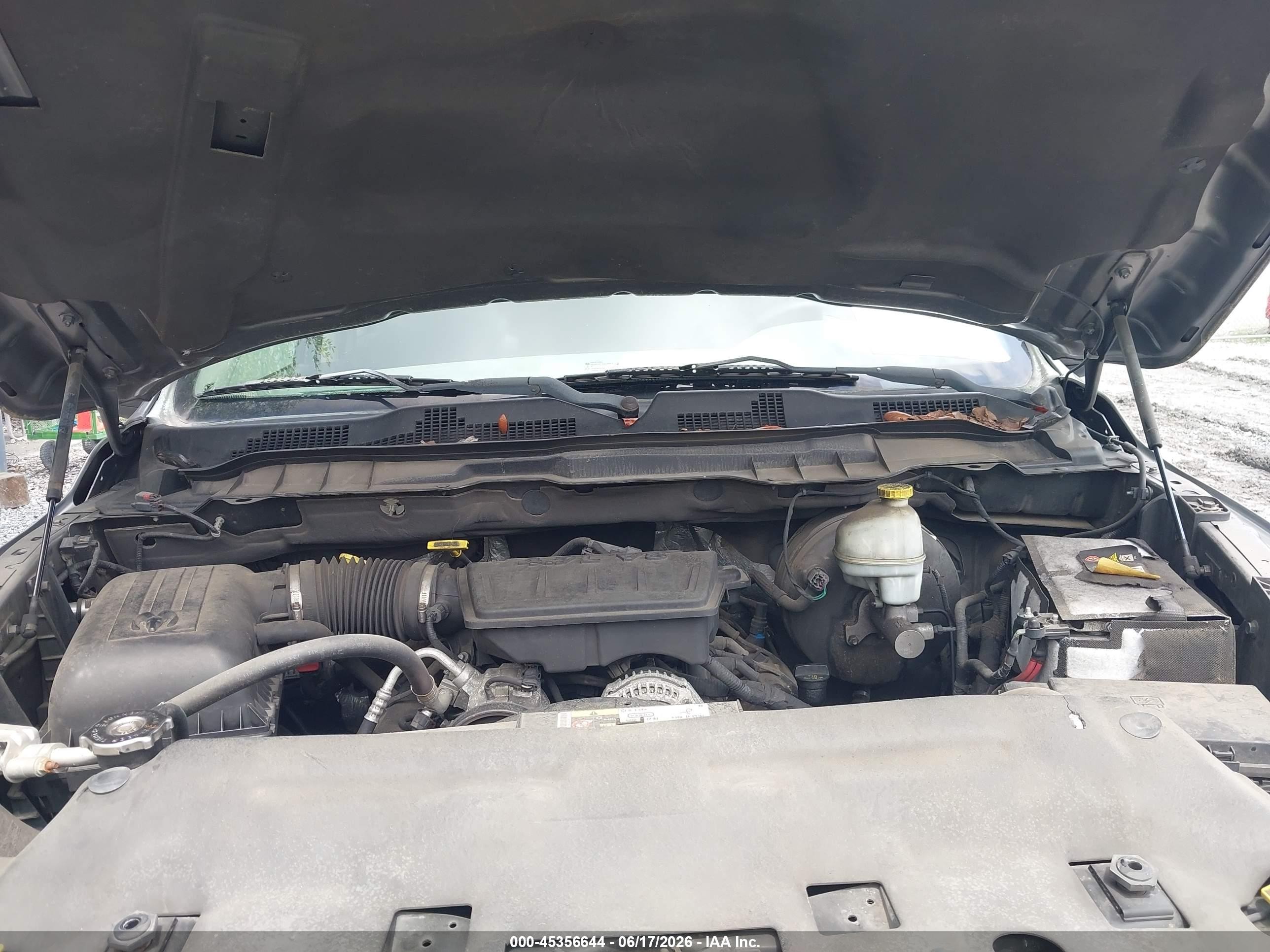 2013 Ram 1500 Tradesman Gray vin: 1C6RR6KPXDS632421