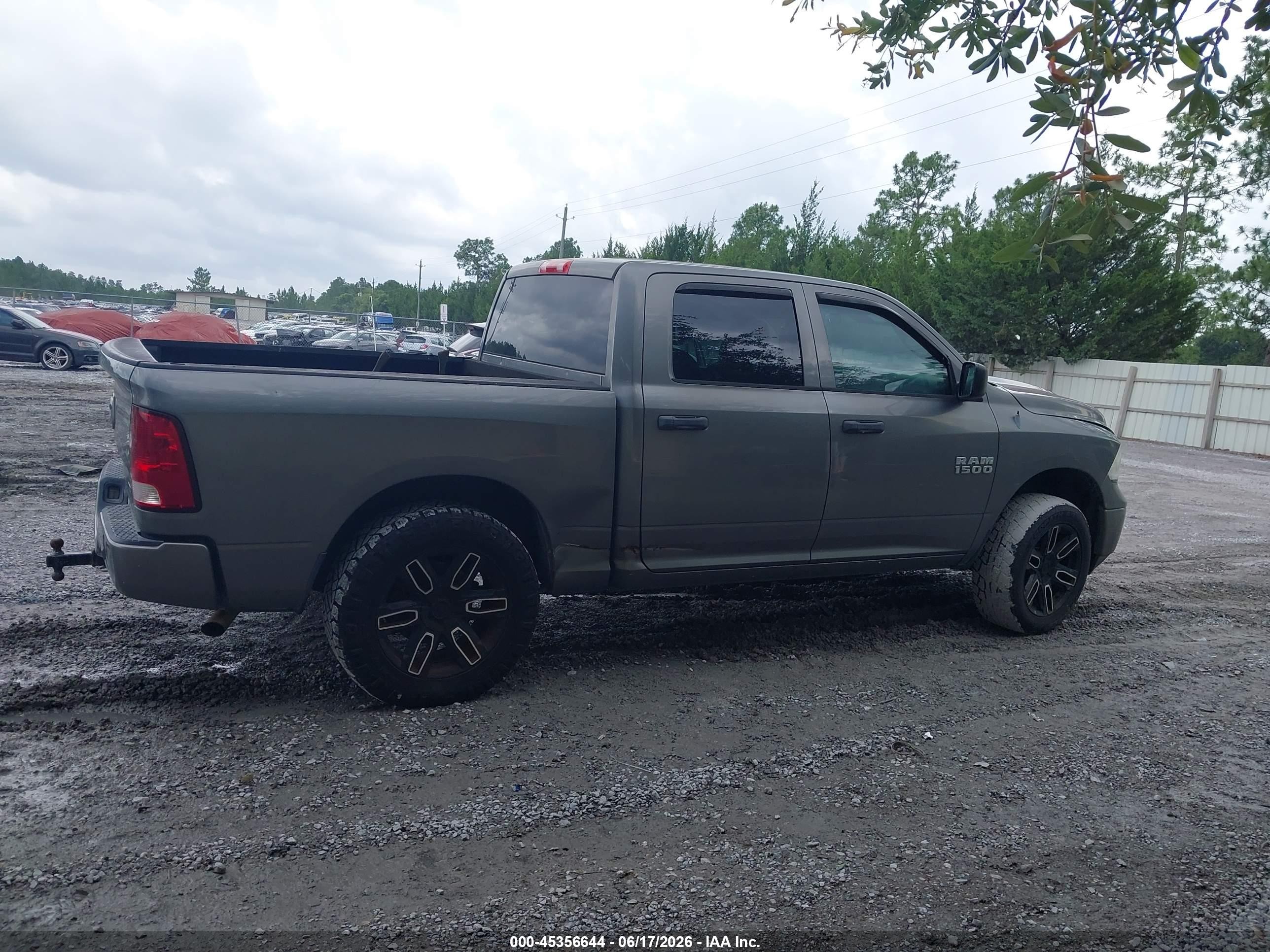 2013 Ram 1500 Tradesman Gray vin: 1C6RR6KPXDS632421