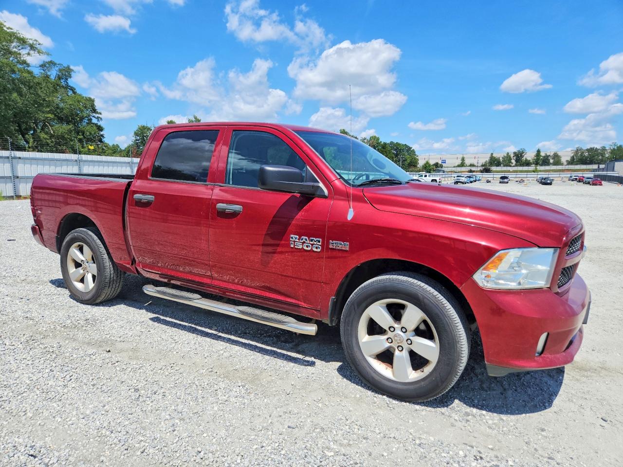 2013 Ram 1500 St Бордовый vin: 1C6RR6KT0DS656689