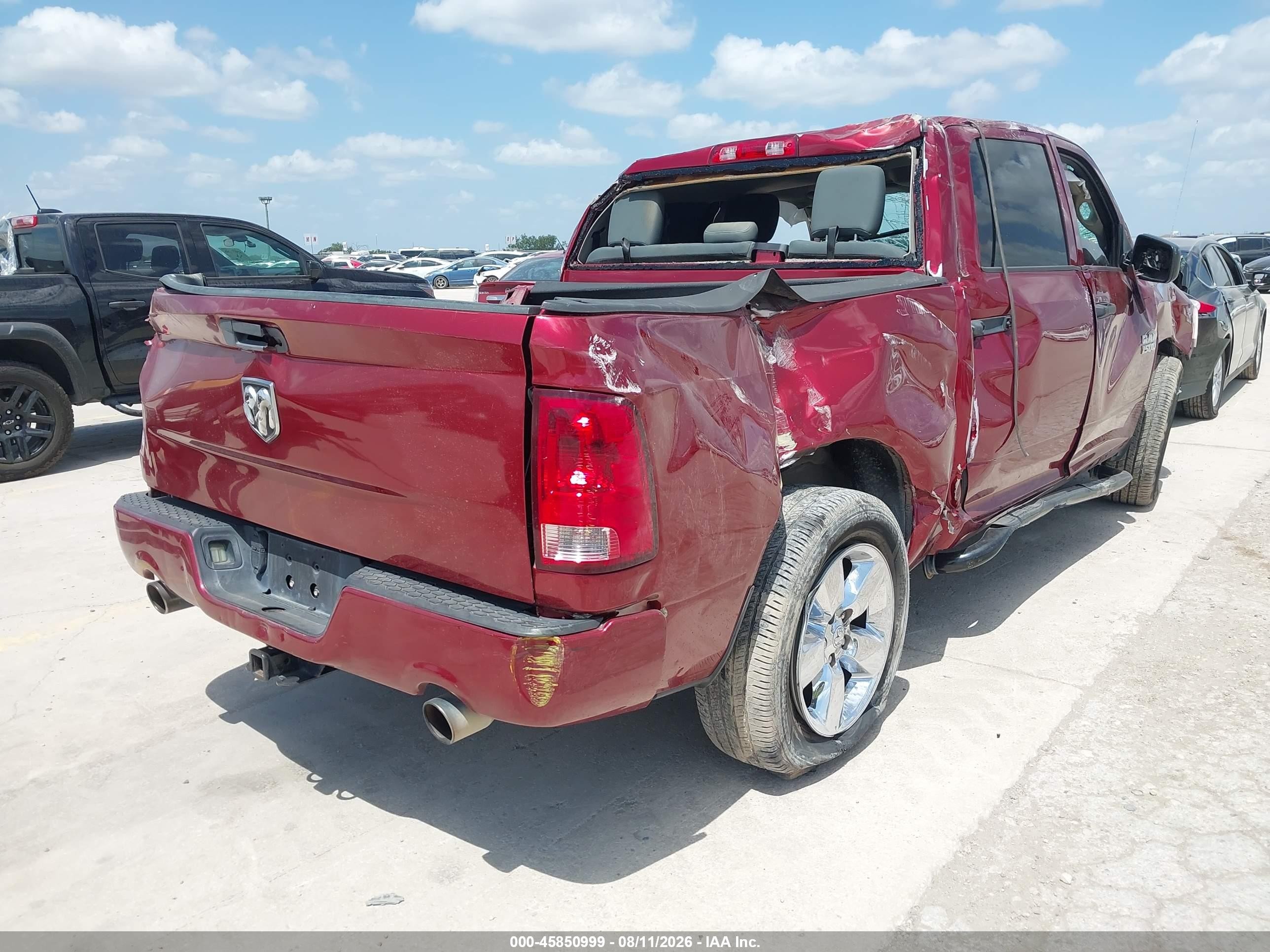 2014 Ram 1500 Express Красный vin: 1C6RR6KT0ES101355