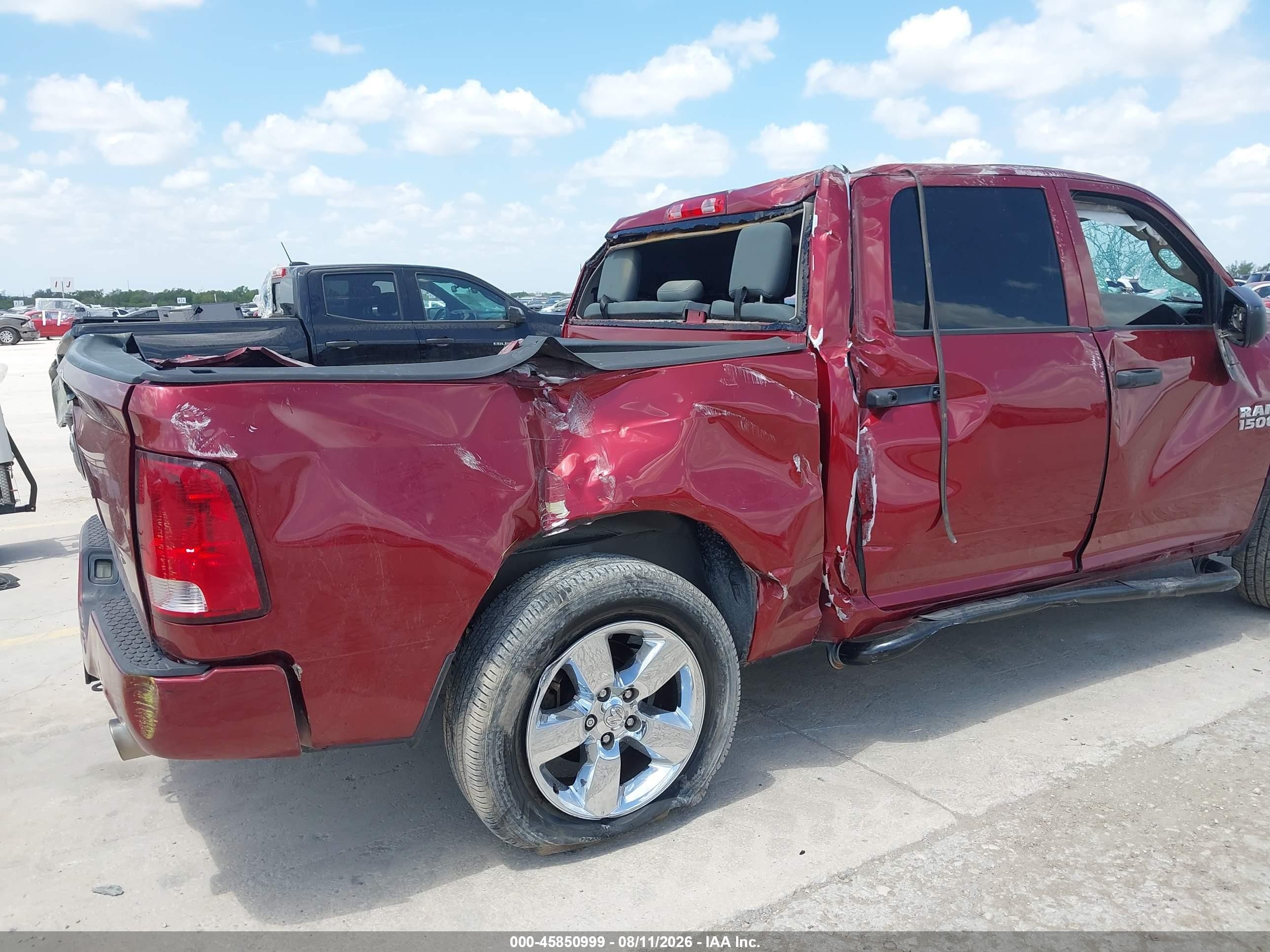 2014 Ram 1500 Express Красный vin: 1C6RR6KT0ES101355