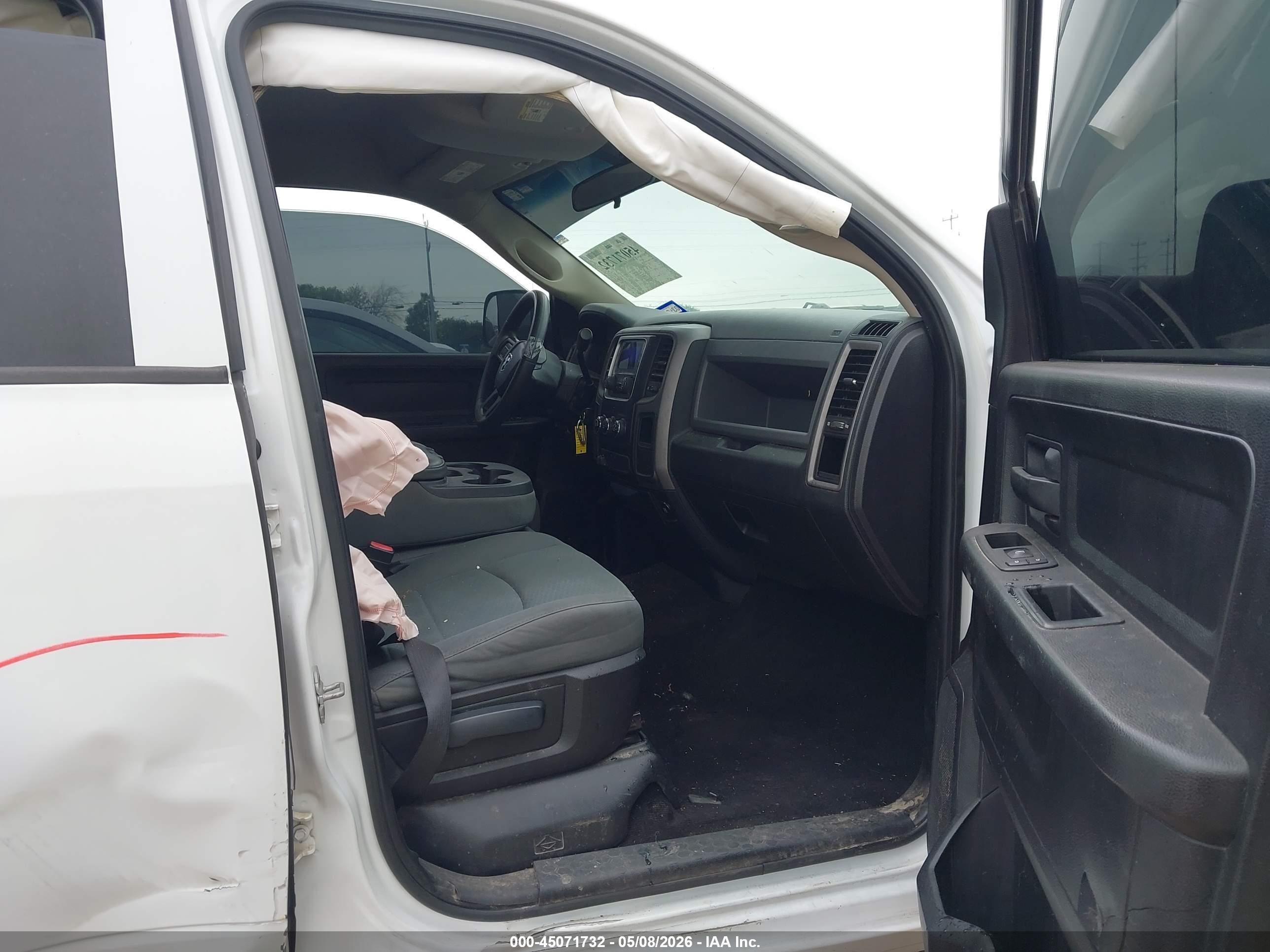 2014 Ram 1500 Express White vin: 1C6RR6KT0ES172944