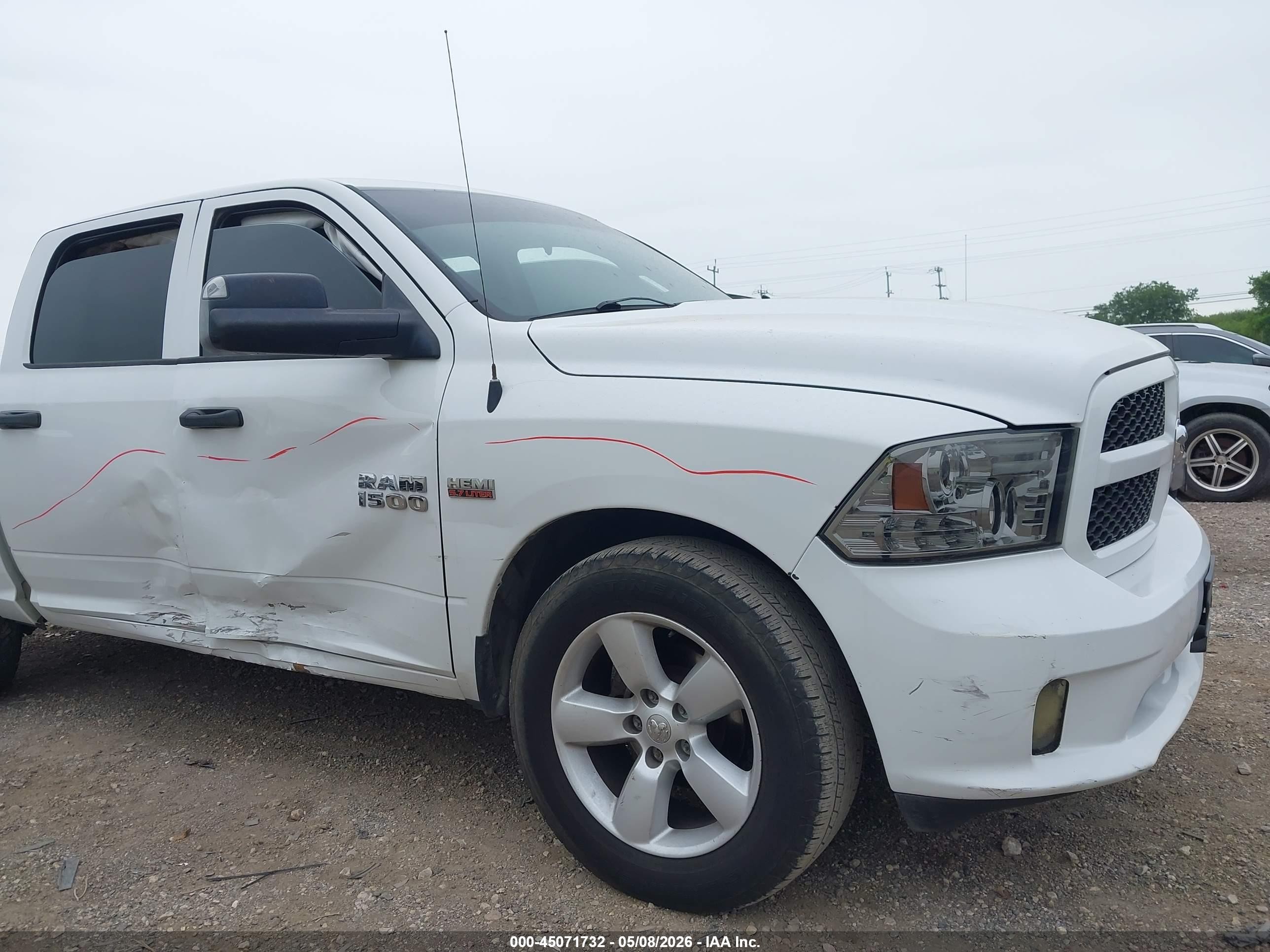 2014 Ram 1500 Express White vin: 1C6RR6KT0ES172944