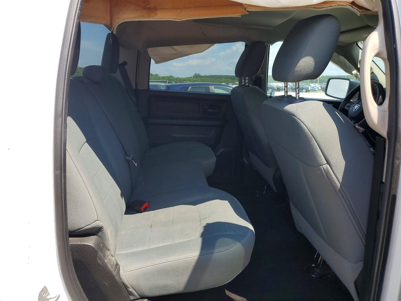 2015 Ram 1500 St White vin: 1C6RR6KT0FS614896