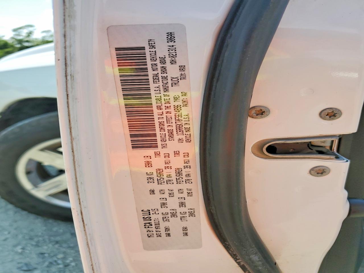2015 Ram 1500 St White vin: 1C6RR6KT0FS614896