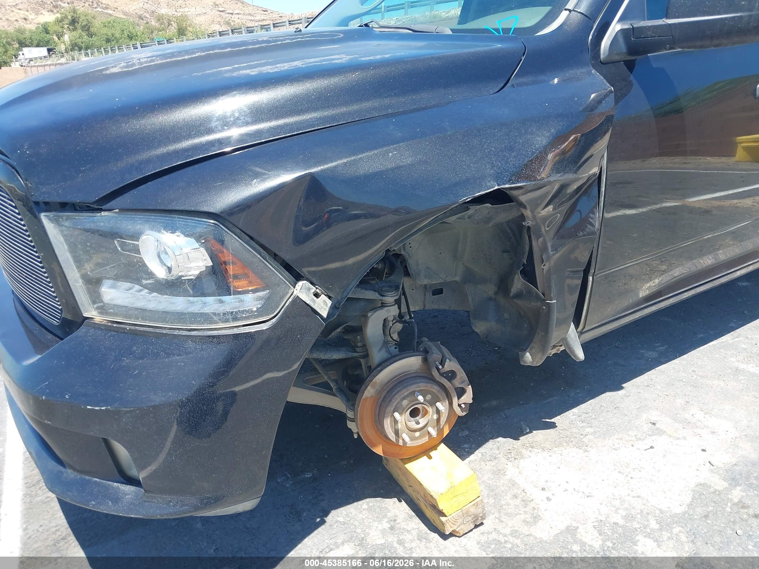 2015 Ram 1500 Express Черный vin: 1C6RR6KT0FS629432