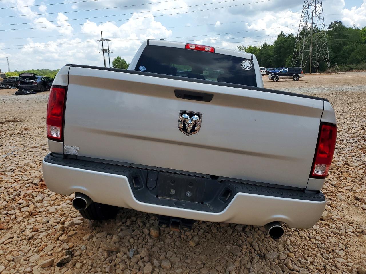 2019 Ram 1500 Classic Tradesman Silver vin: 1C6RR6KT0KS538817