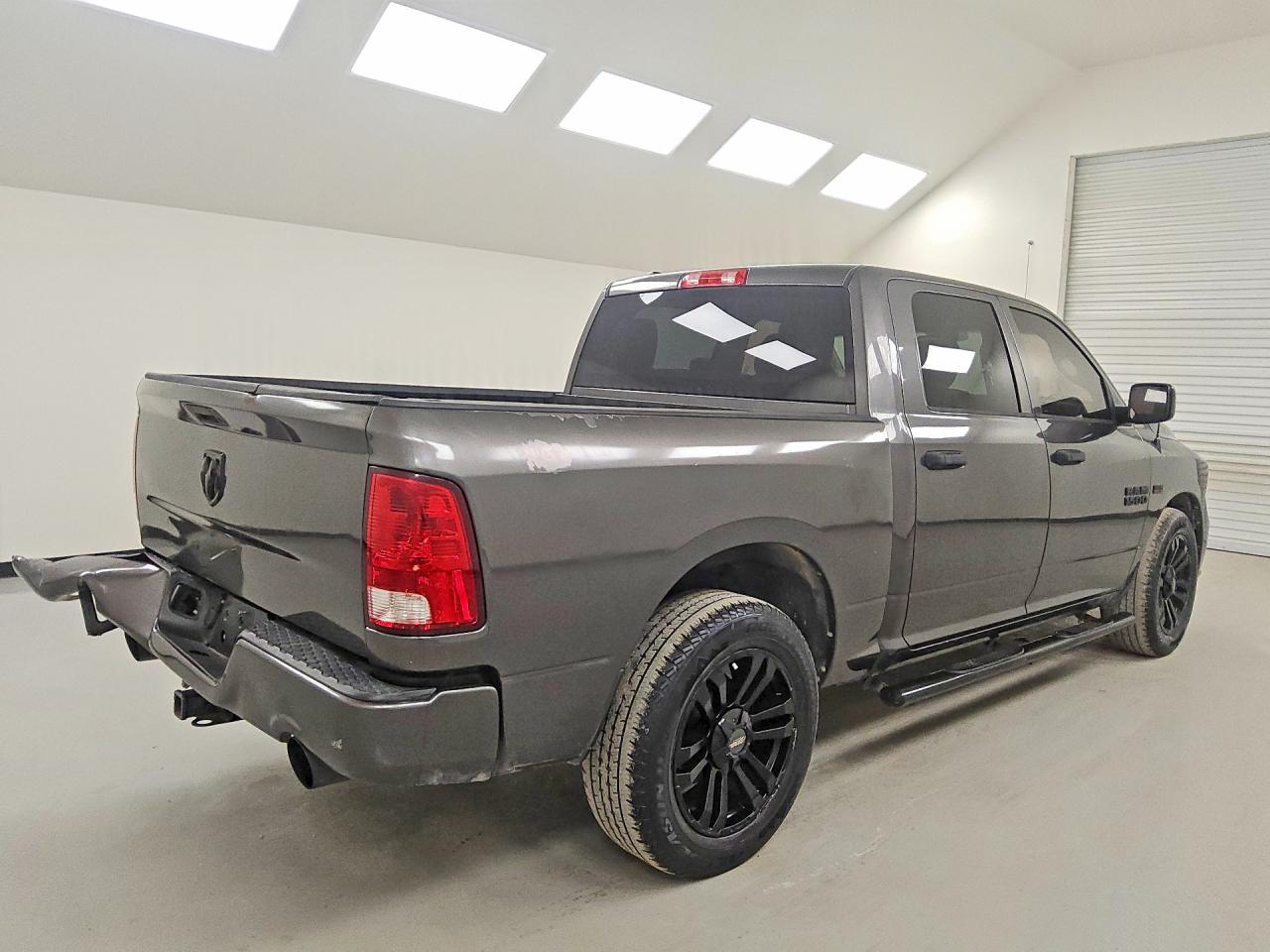 2014 Ram 1500 St Gray vin: 1C6RR6KT1ES272213